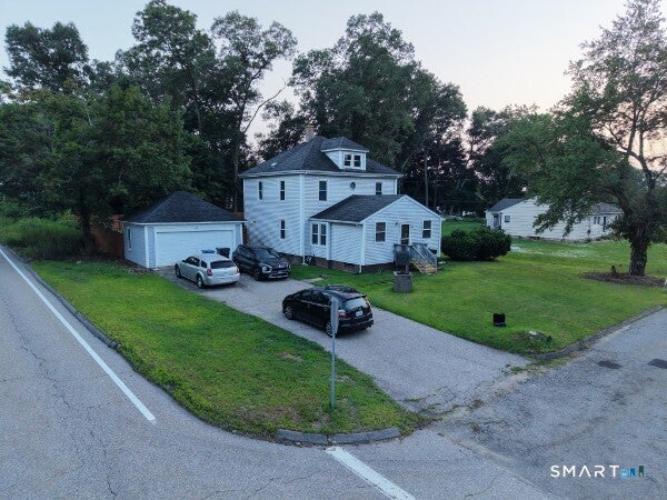 85 Robertson Avenue — photo