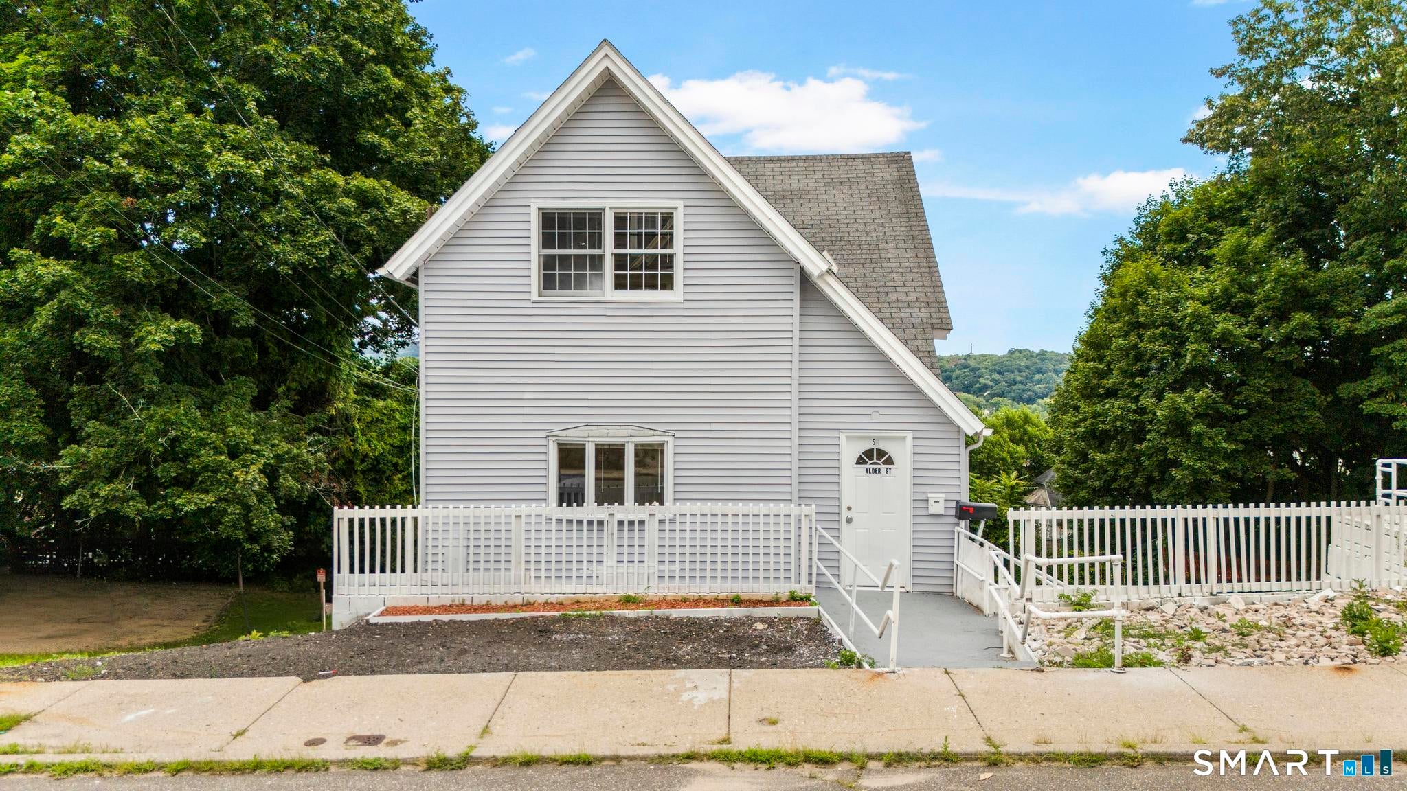 52 Alder Street — photo