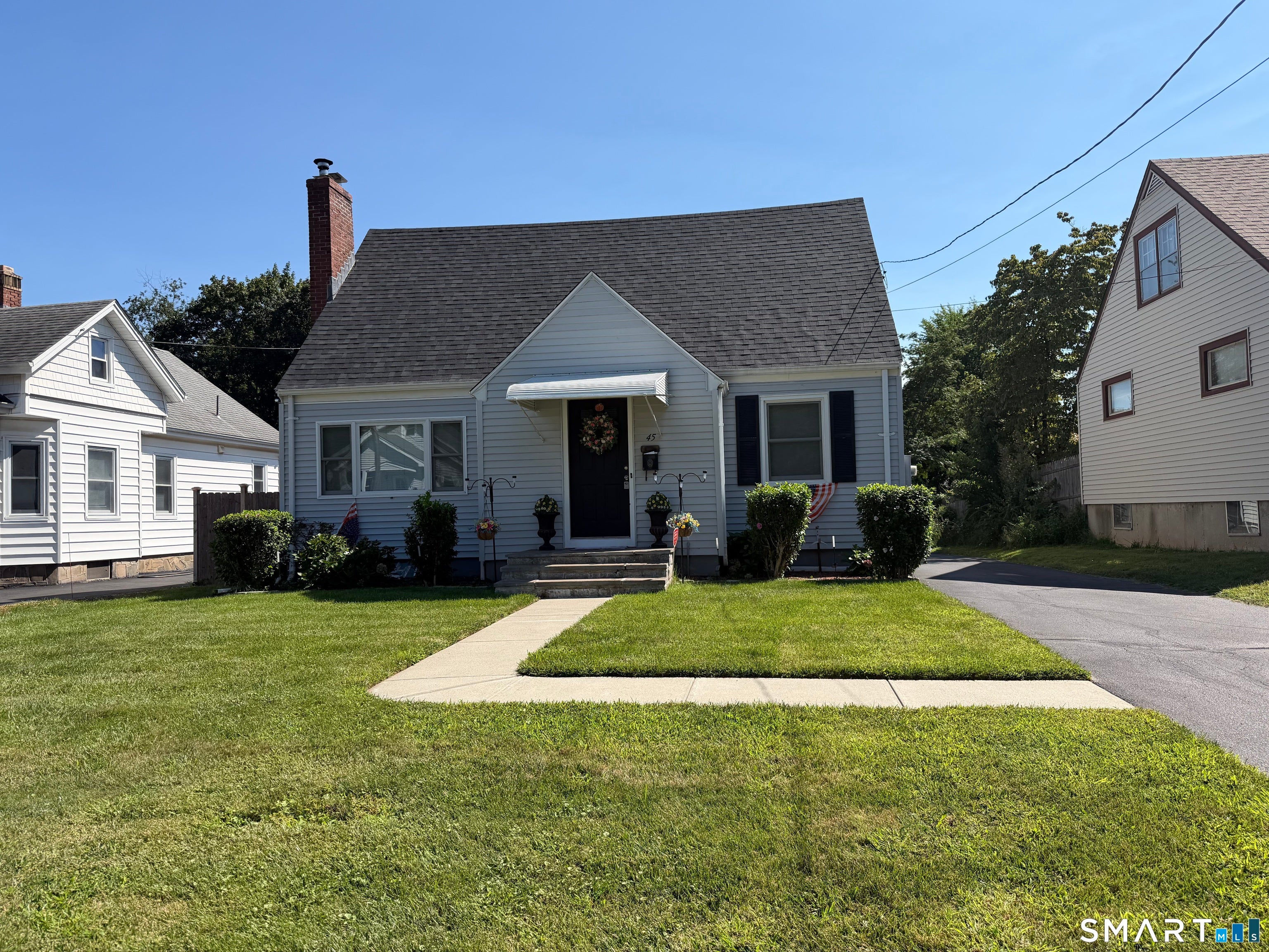 45 Schultz Street — photo