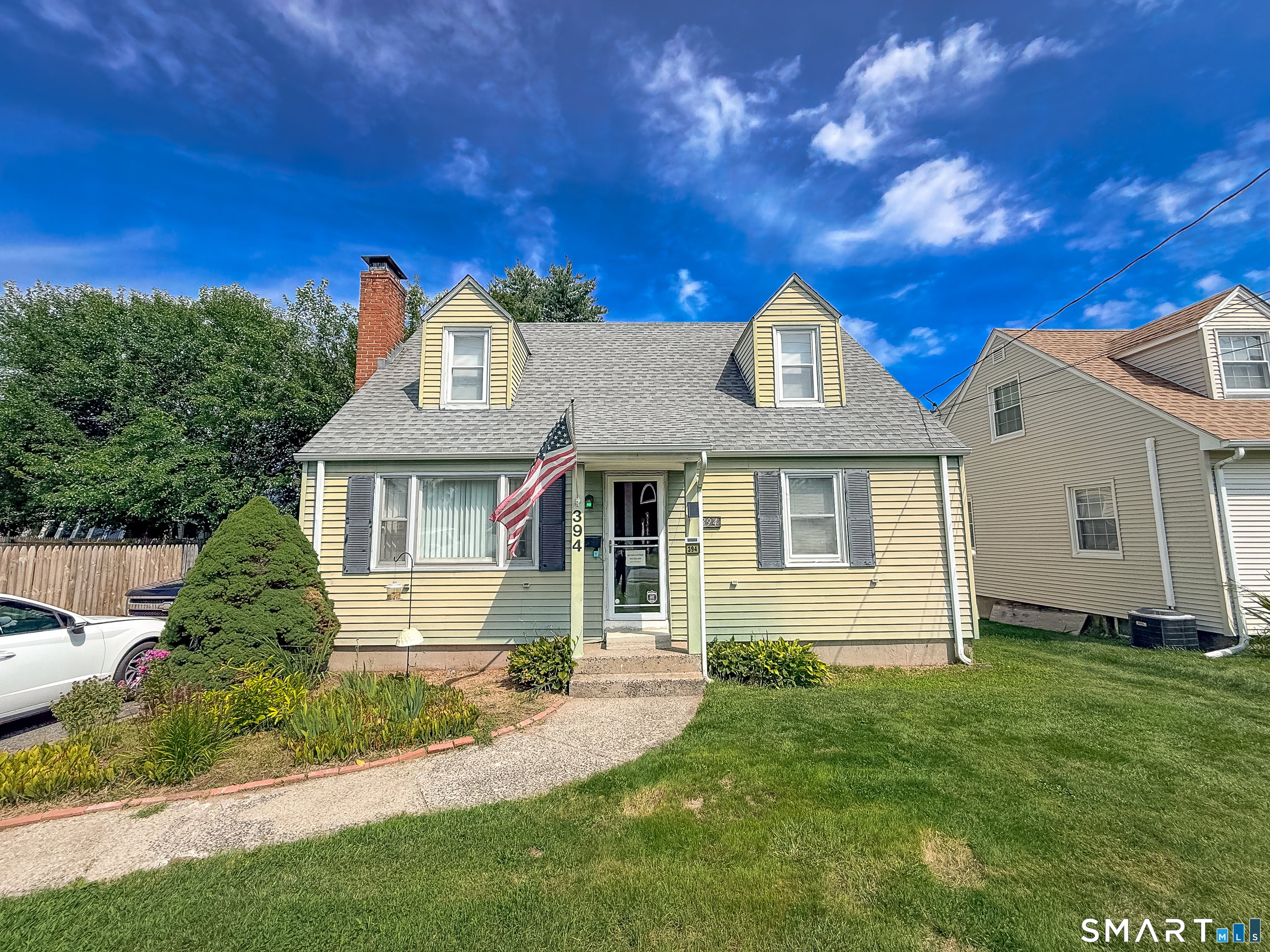 394 West Washington Street — photo