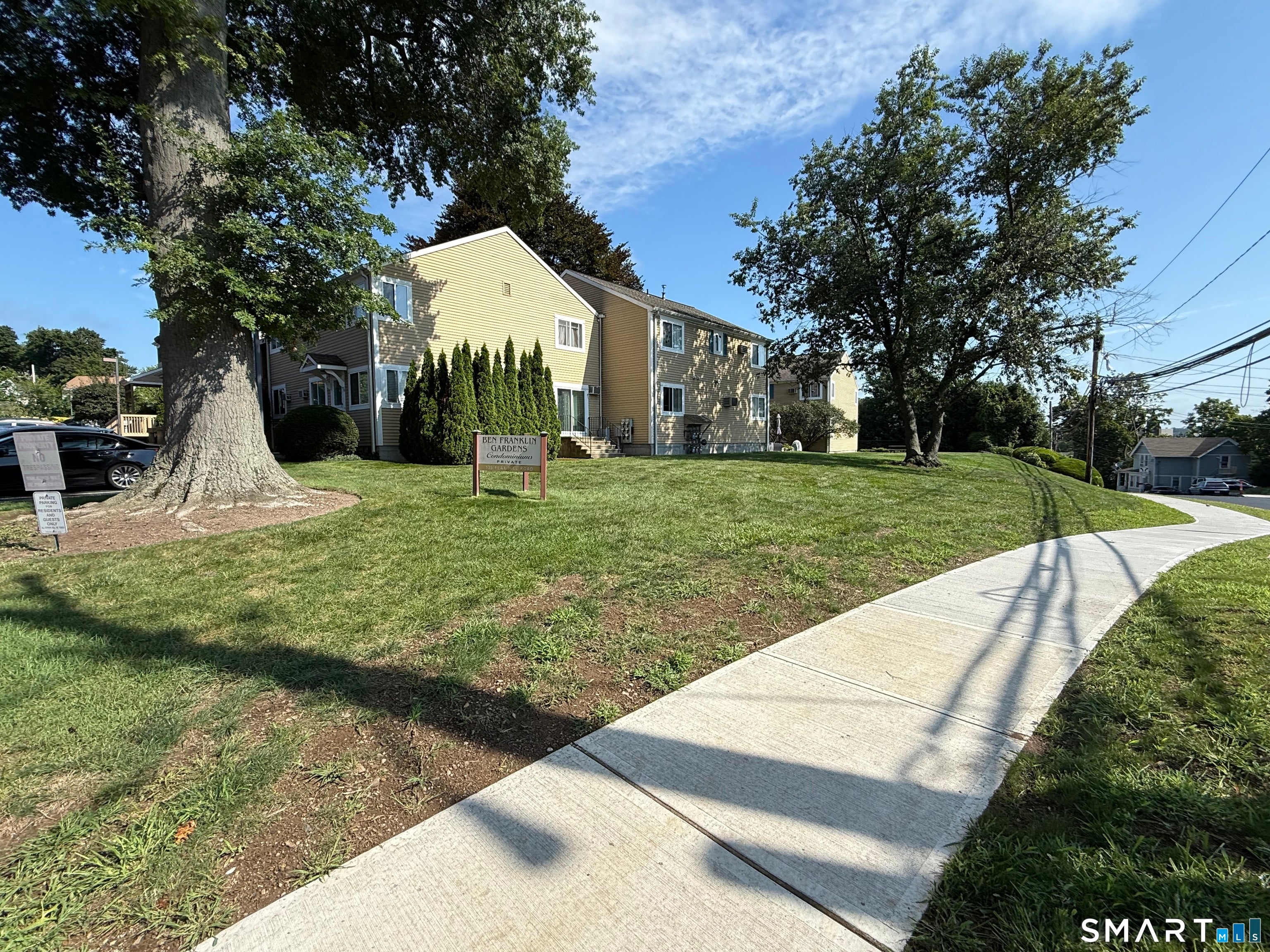 135 Flax Hill Road 19 — photo