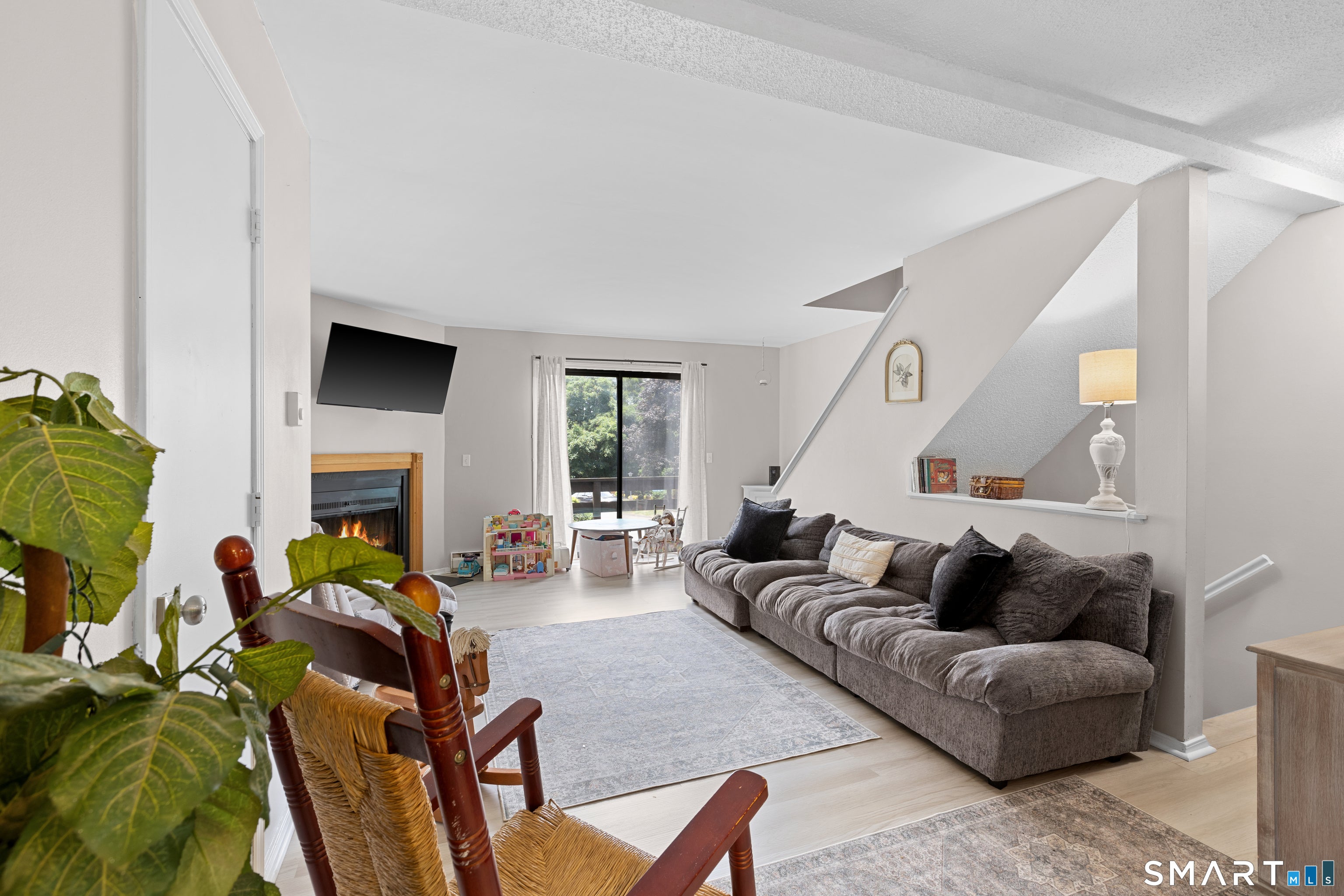 157 Shelter Rock Road 51 — photo