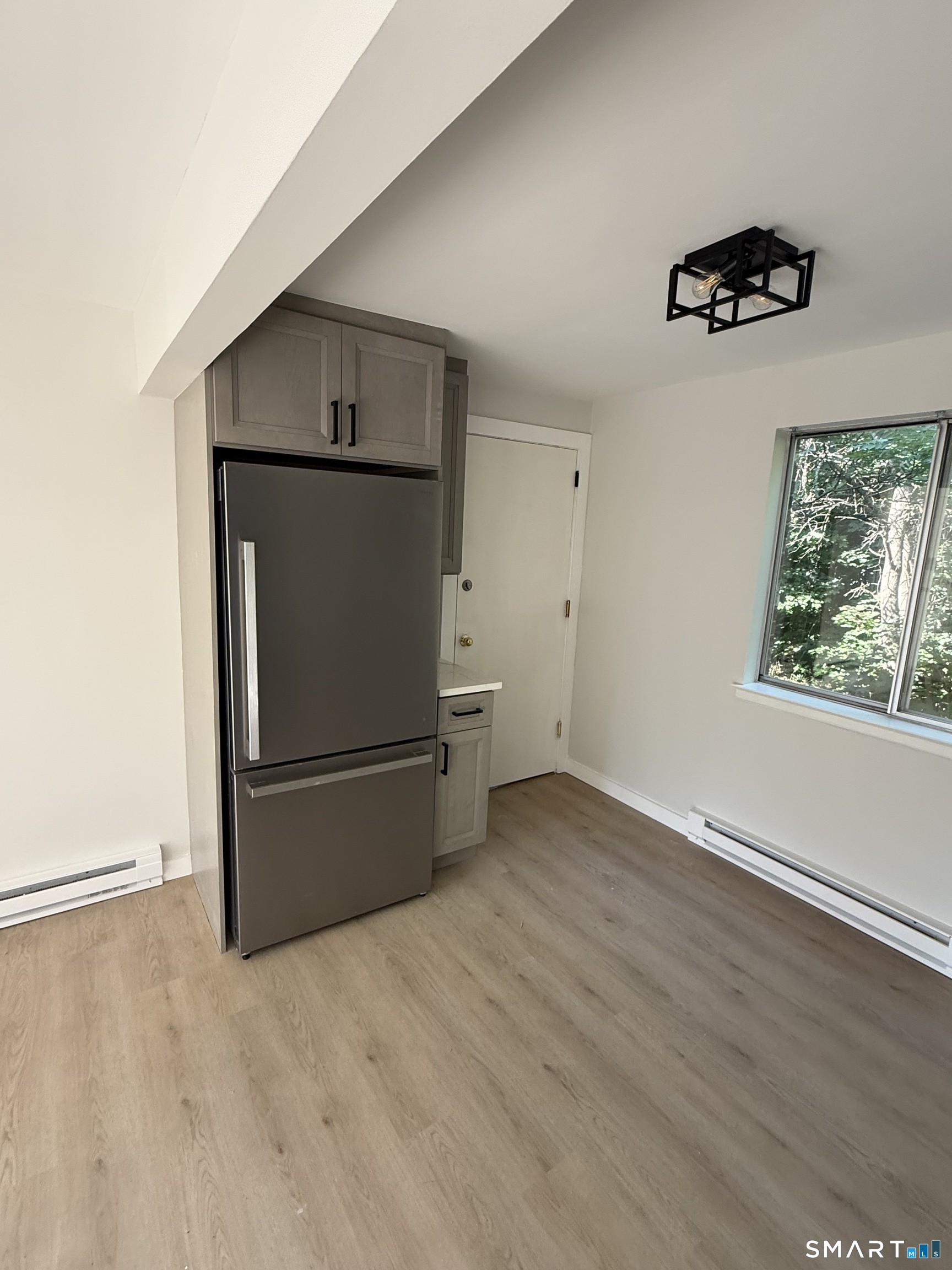 Home in Plainville, CT 06062 — photo 3