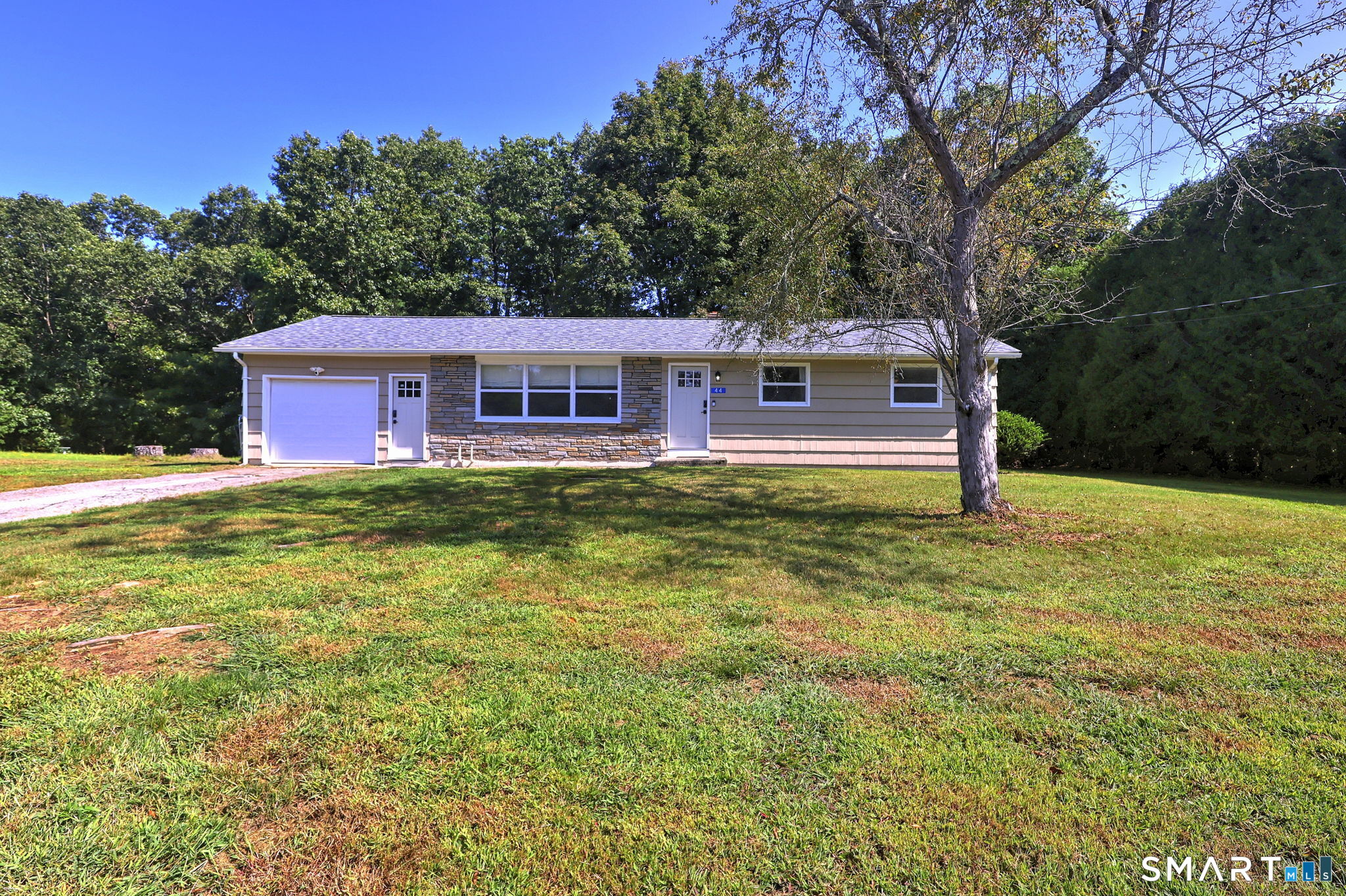 44 Davis Street, Killingly, CT 06239 — photo 3