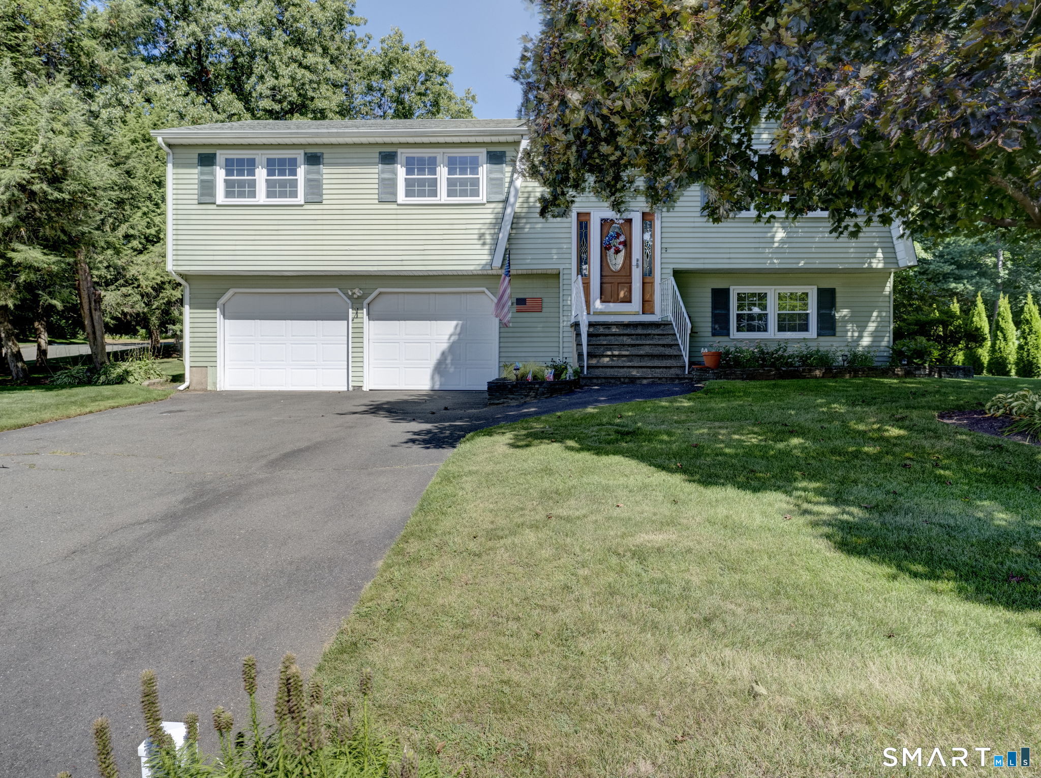 76 Long Lane — photo