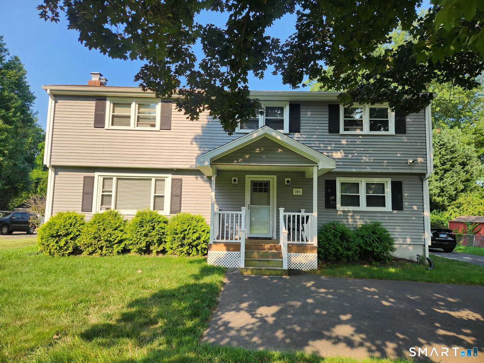 1841 Main Street — photo