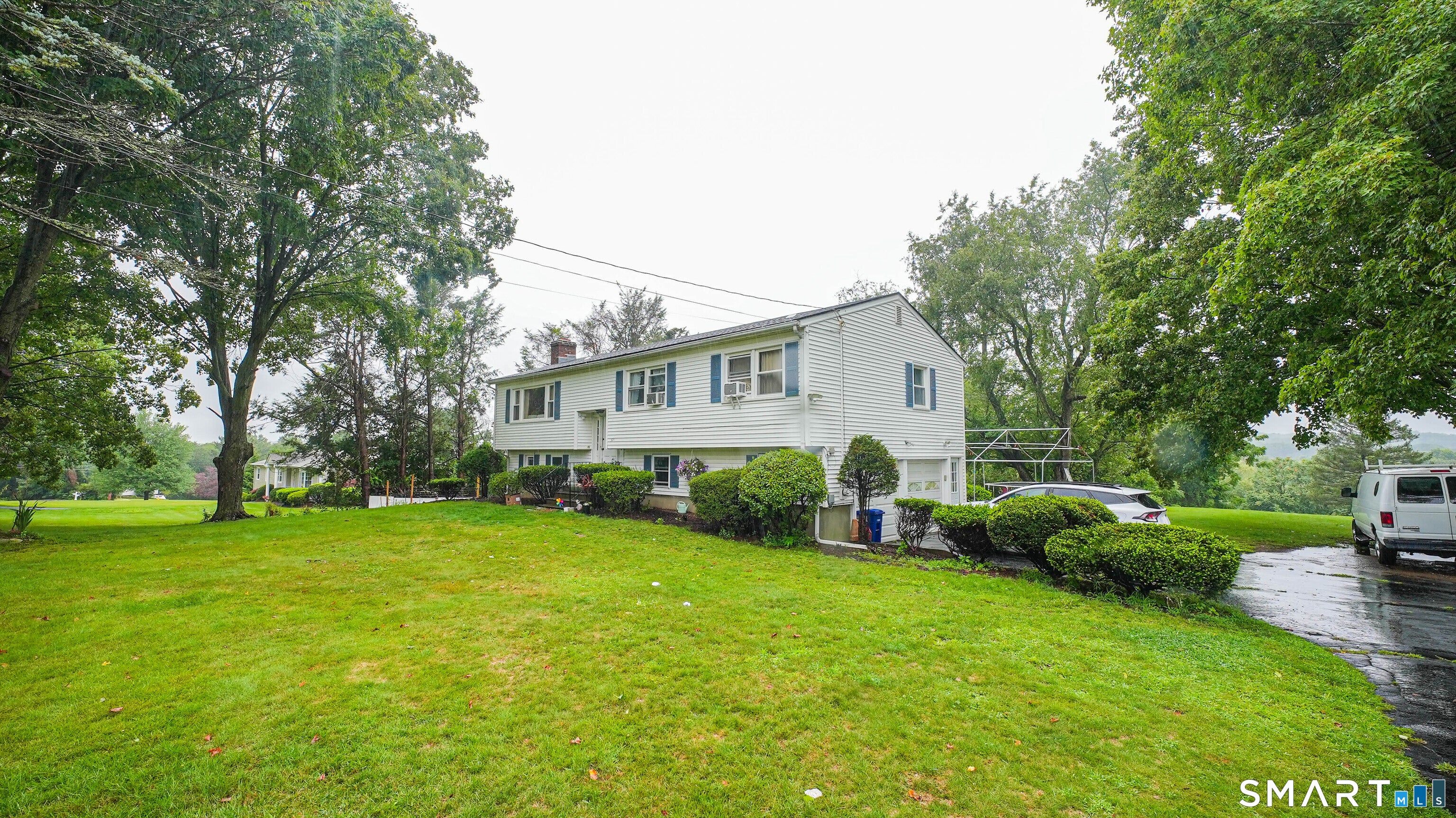 523 Treat Lane — photo