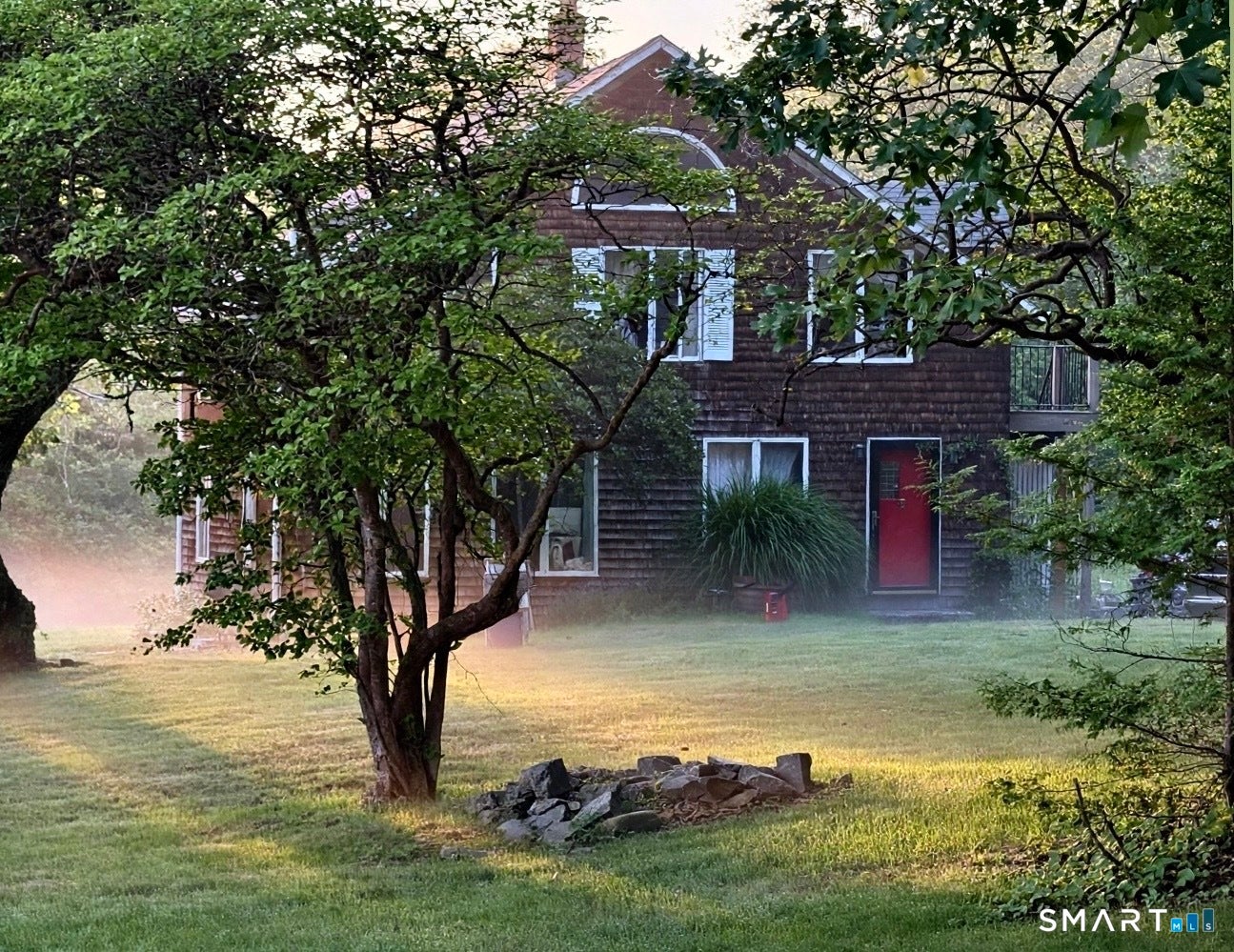 186 Great Neck Road — photo