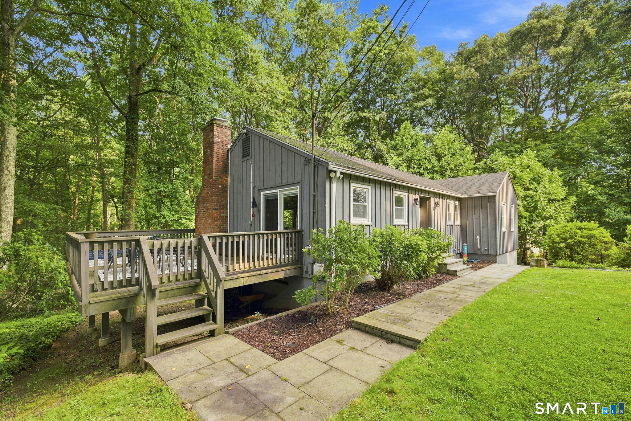 Home in Newtown, CT 06482 — photo 2