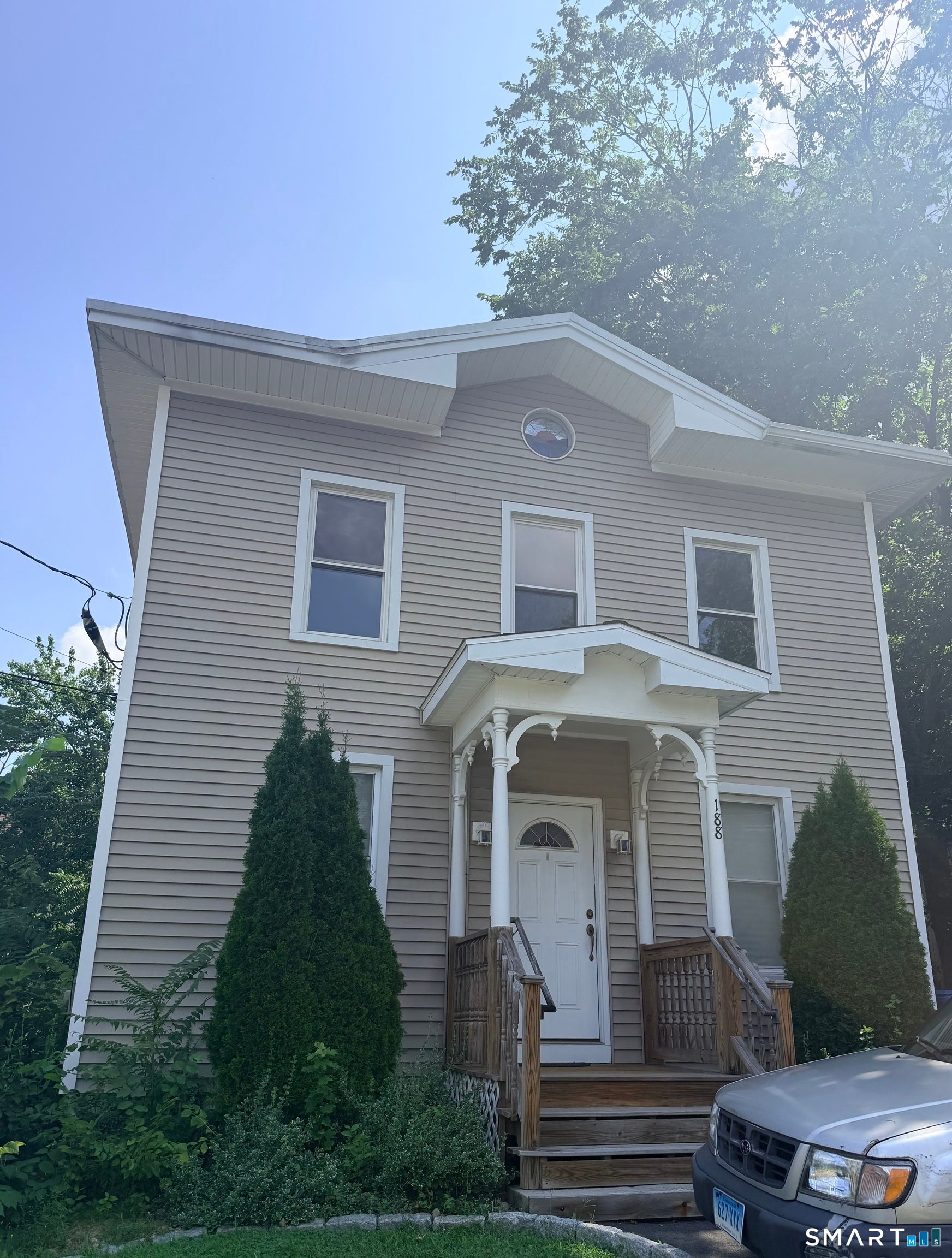 188 Maple Street — photo