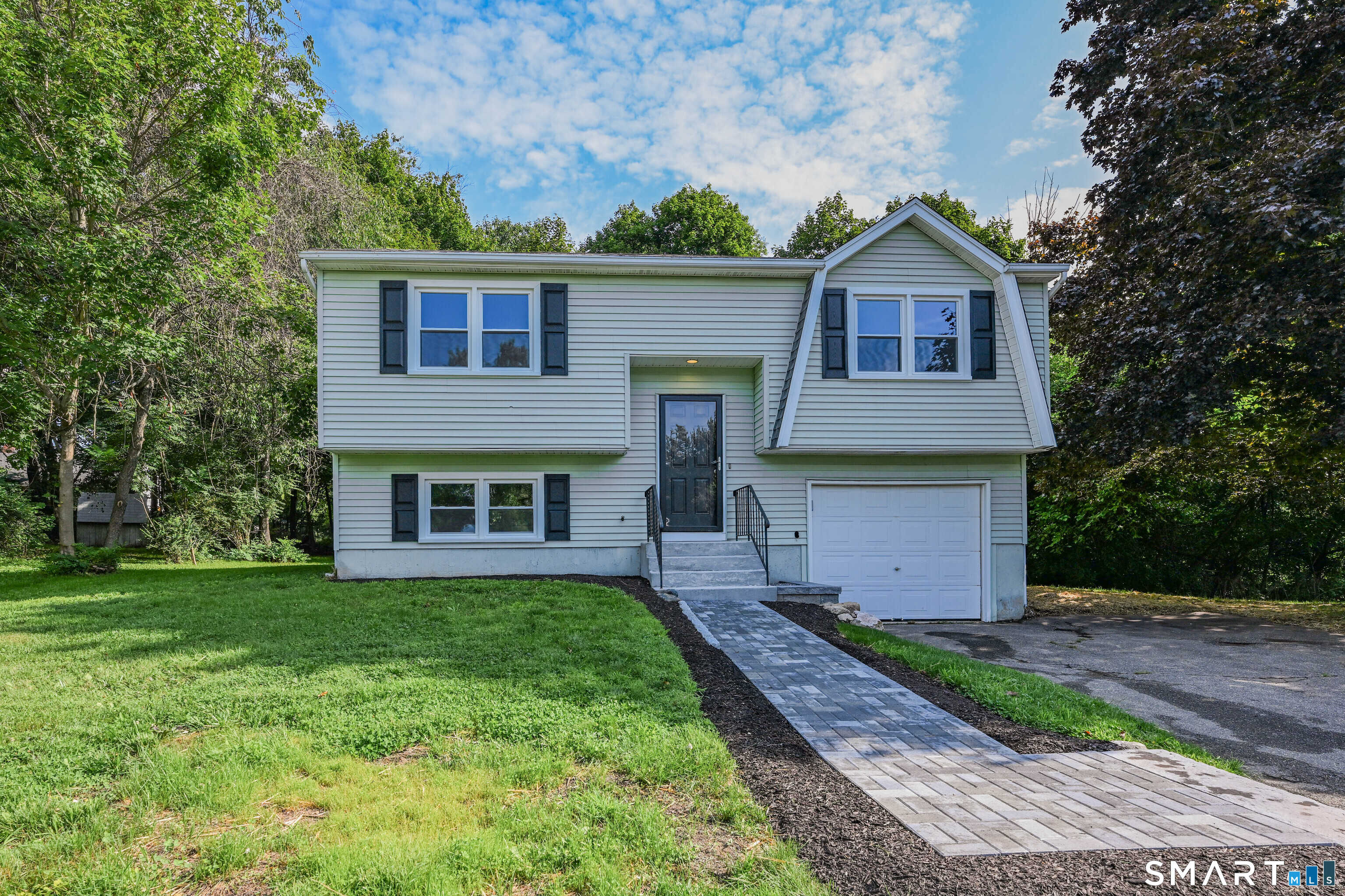 93 Cookes Ridge, Torrington, CT 06790