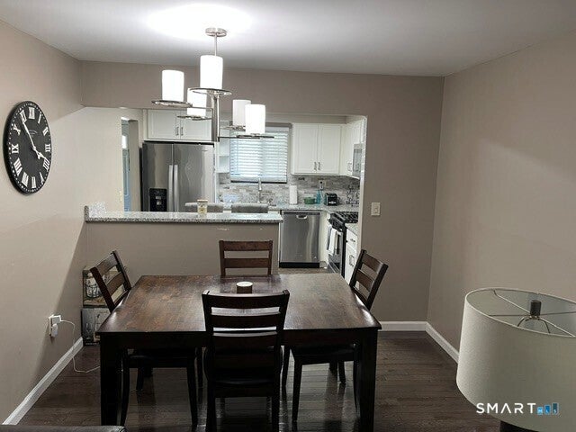 Home in Bloomfield, CT 06002 — photo 2