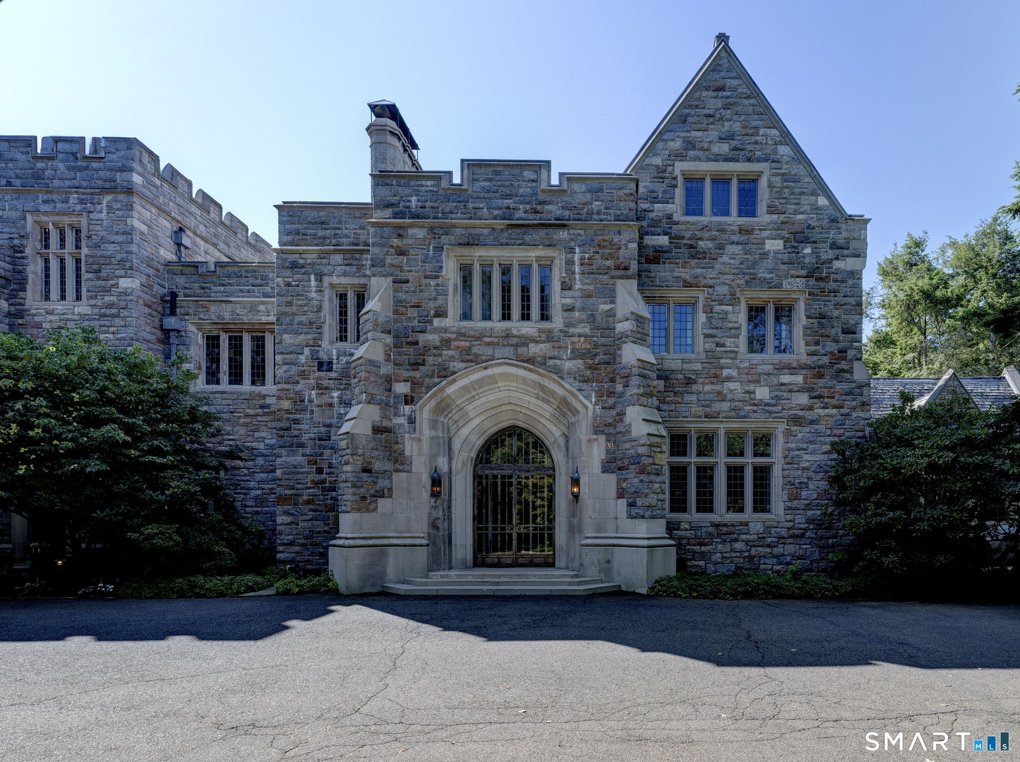 705 Weed Street 2 — photo