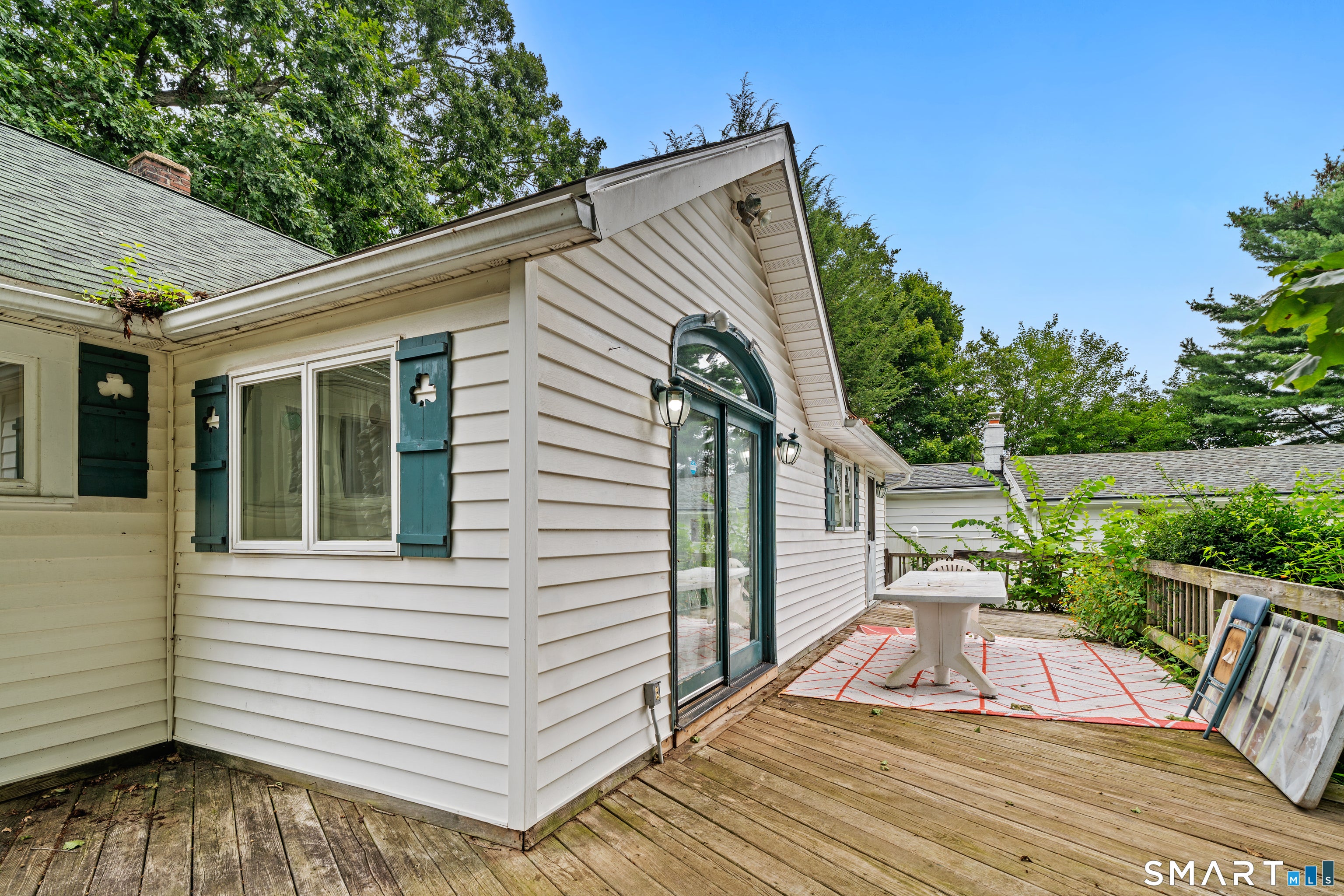 Home in Waterbury, CT 06708 — photo 3