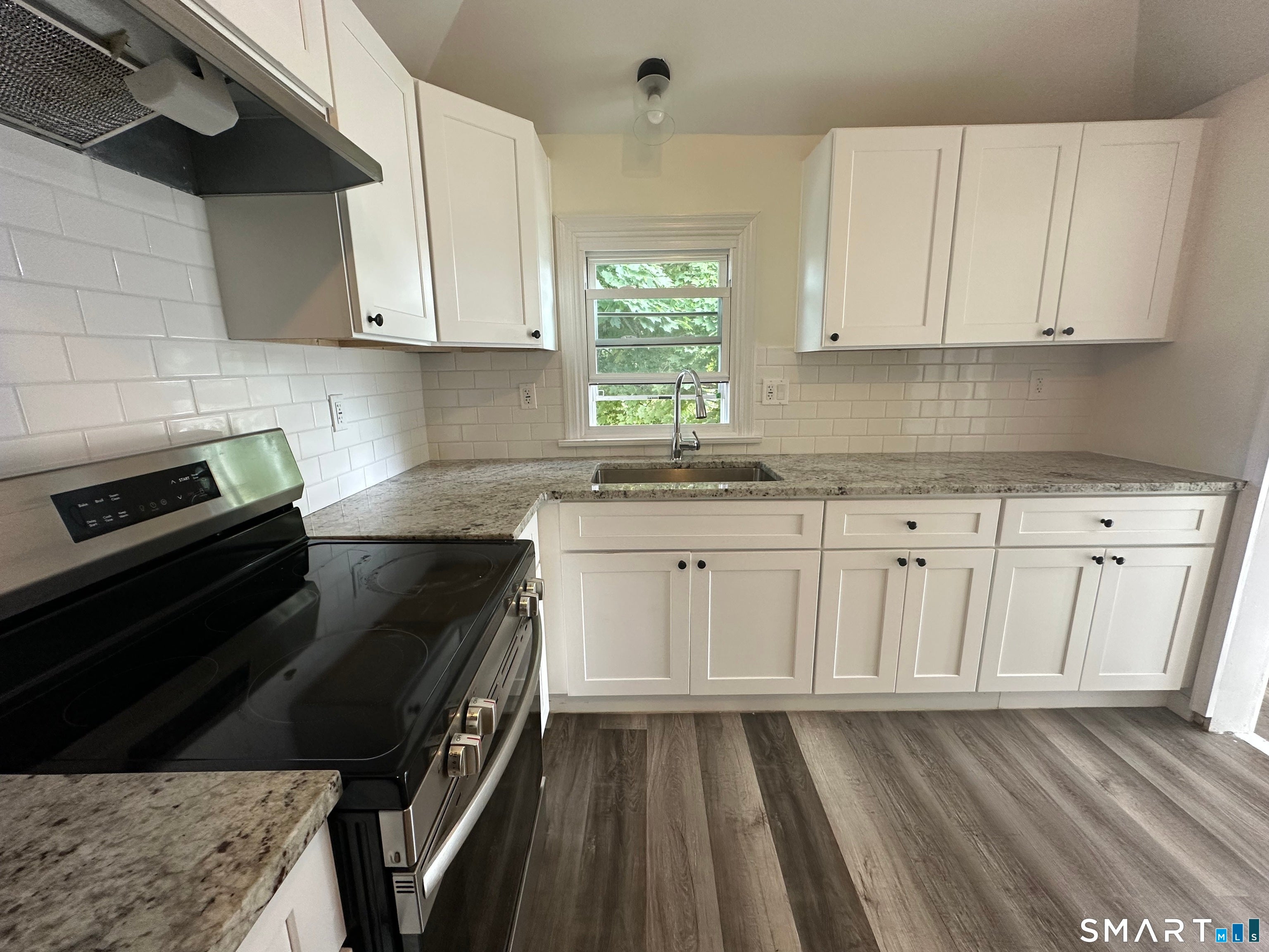 197 Central Avenue Floor 2 — photo