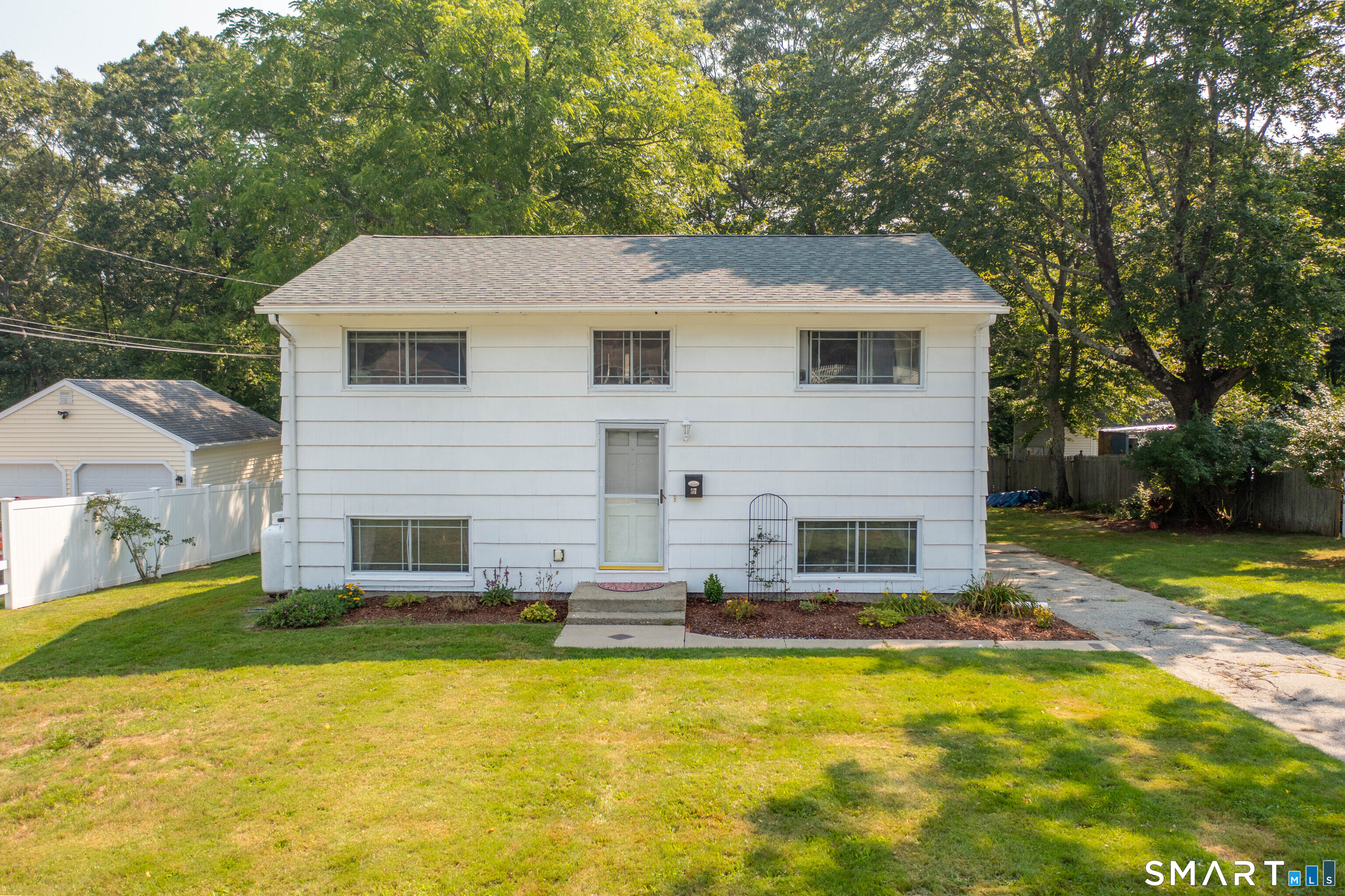 57 Nantucket Drive — photo