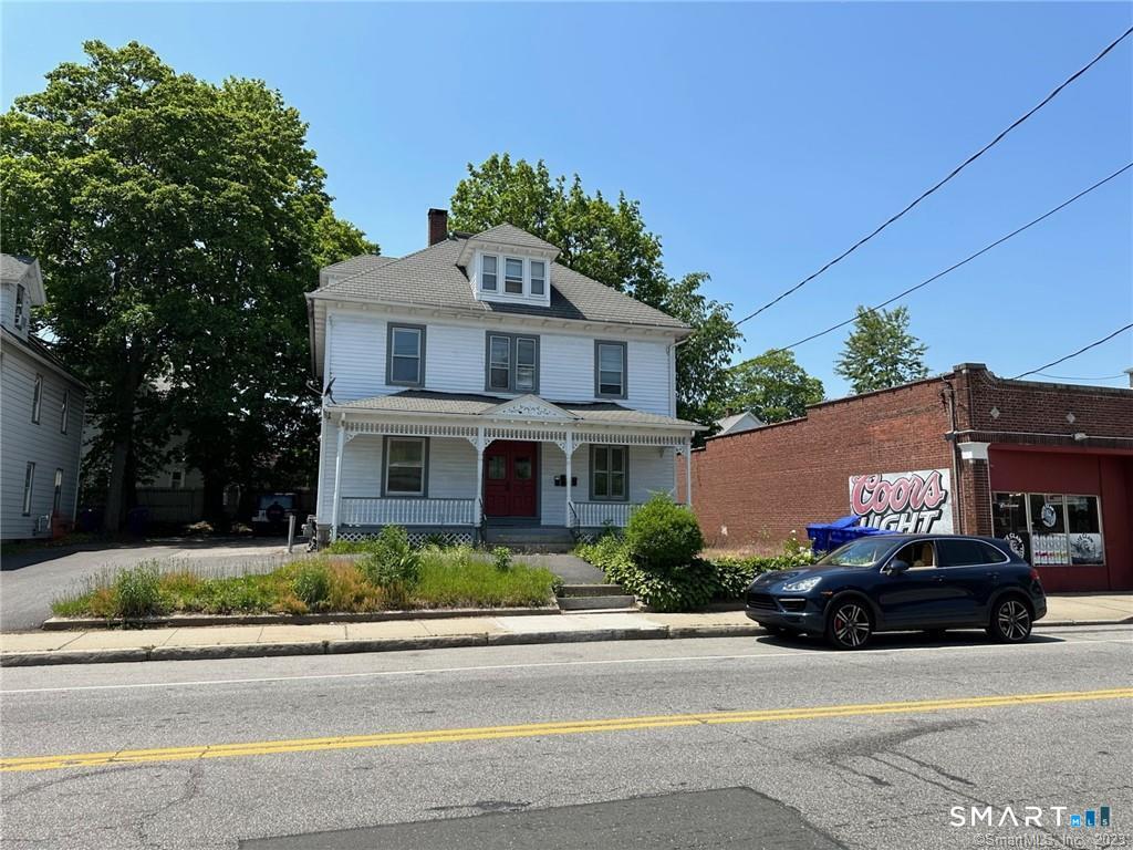 218 South Main Street — photo