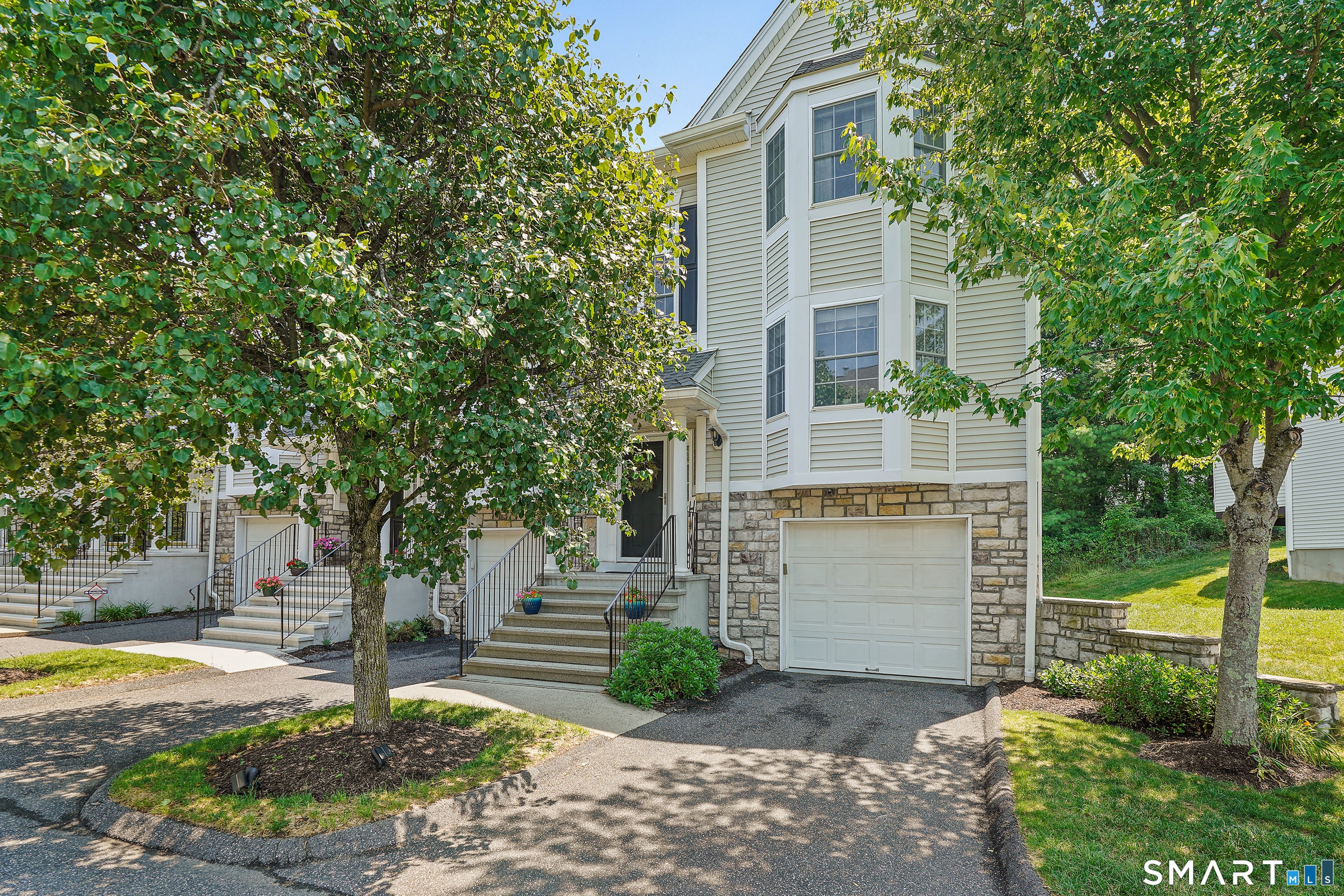 1006 Hancock Drive 1006 — photo