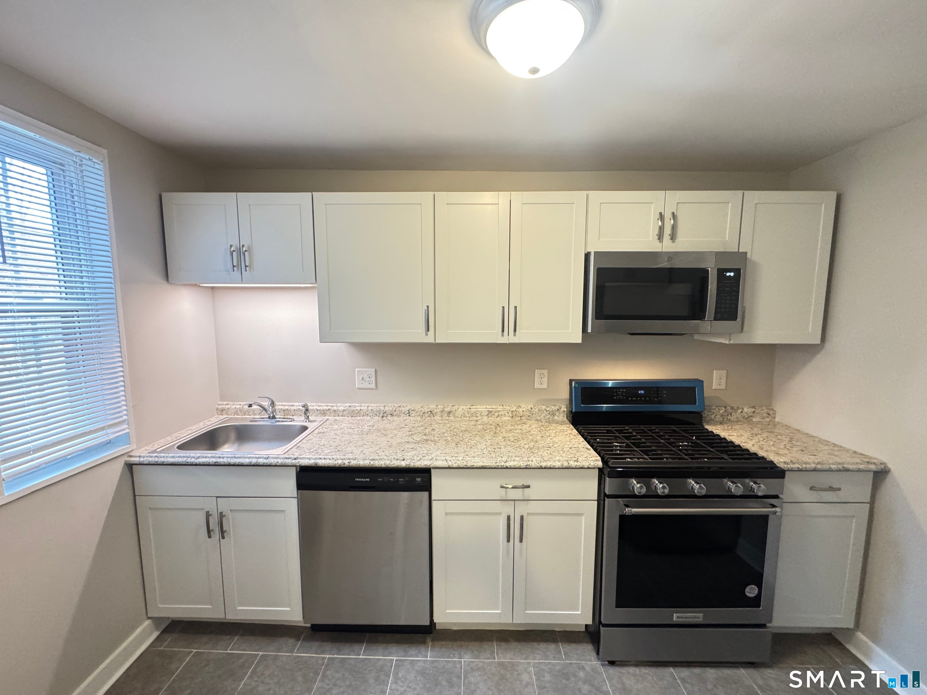 79 Mencel Circle B — photo