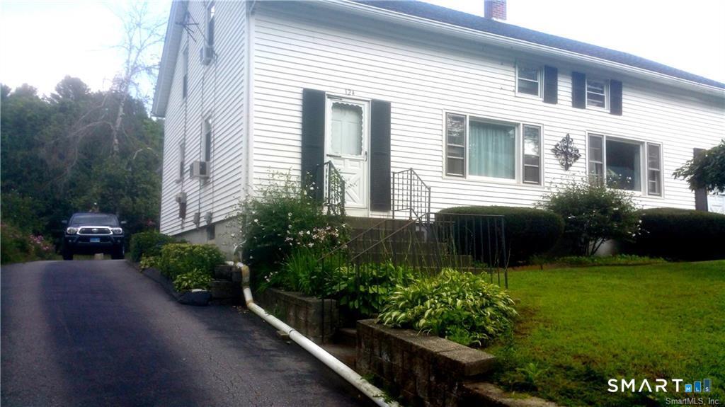 124 South Walnut Street — photo