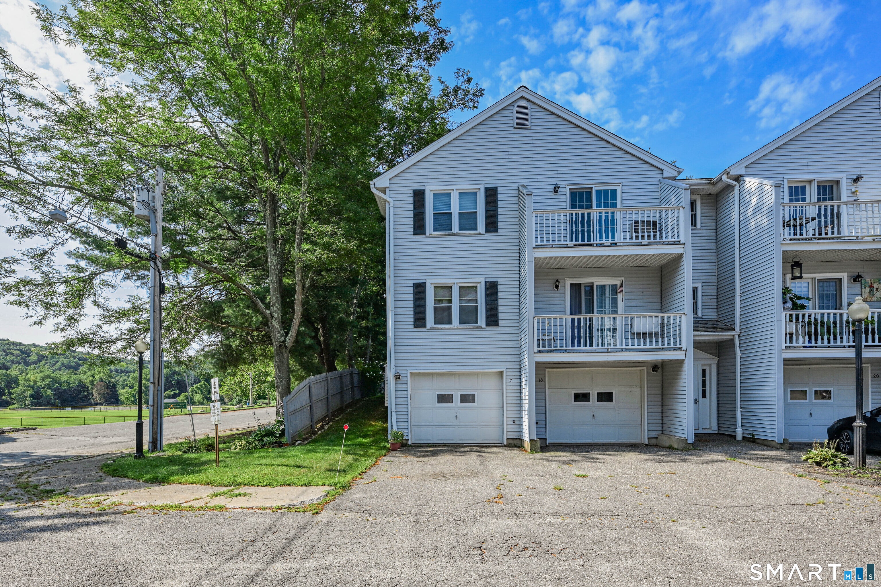 2 Perkins Street 17 — photo