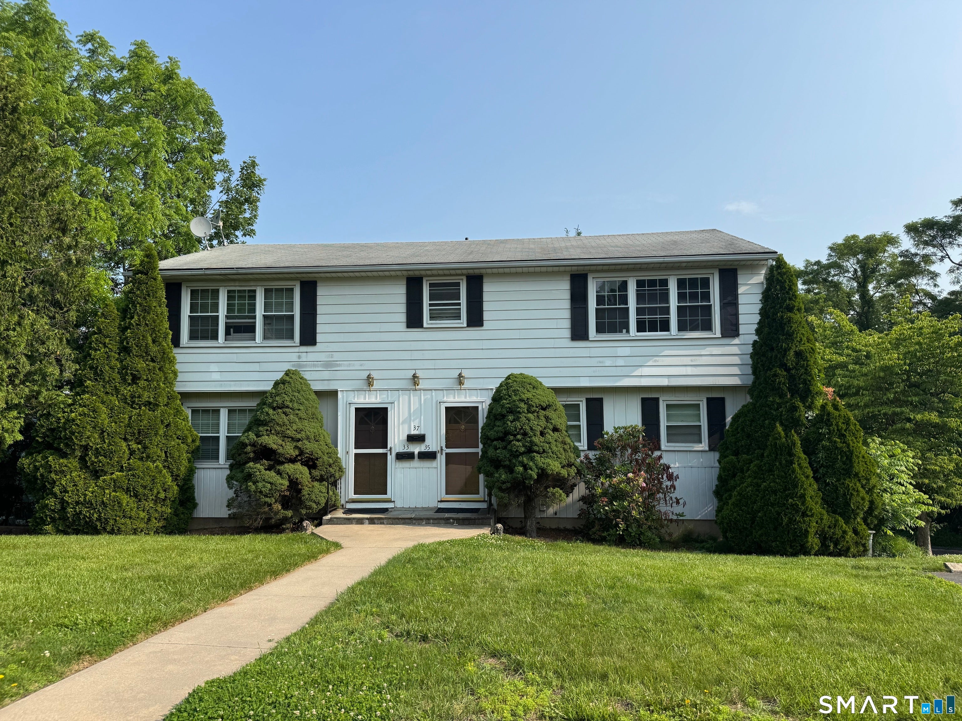 37 Caswell Avenue — photo