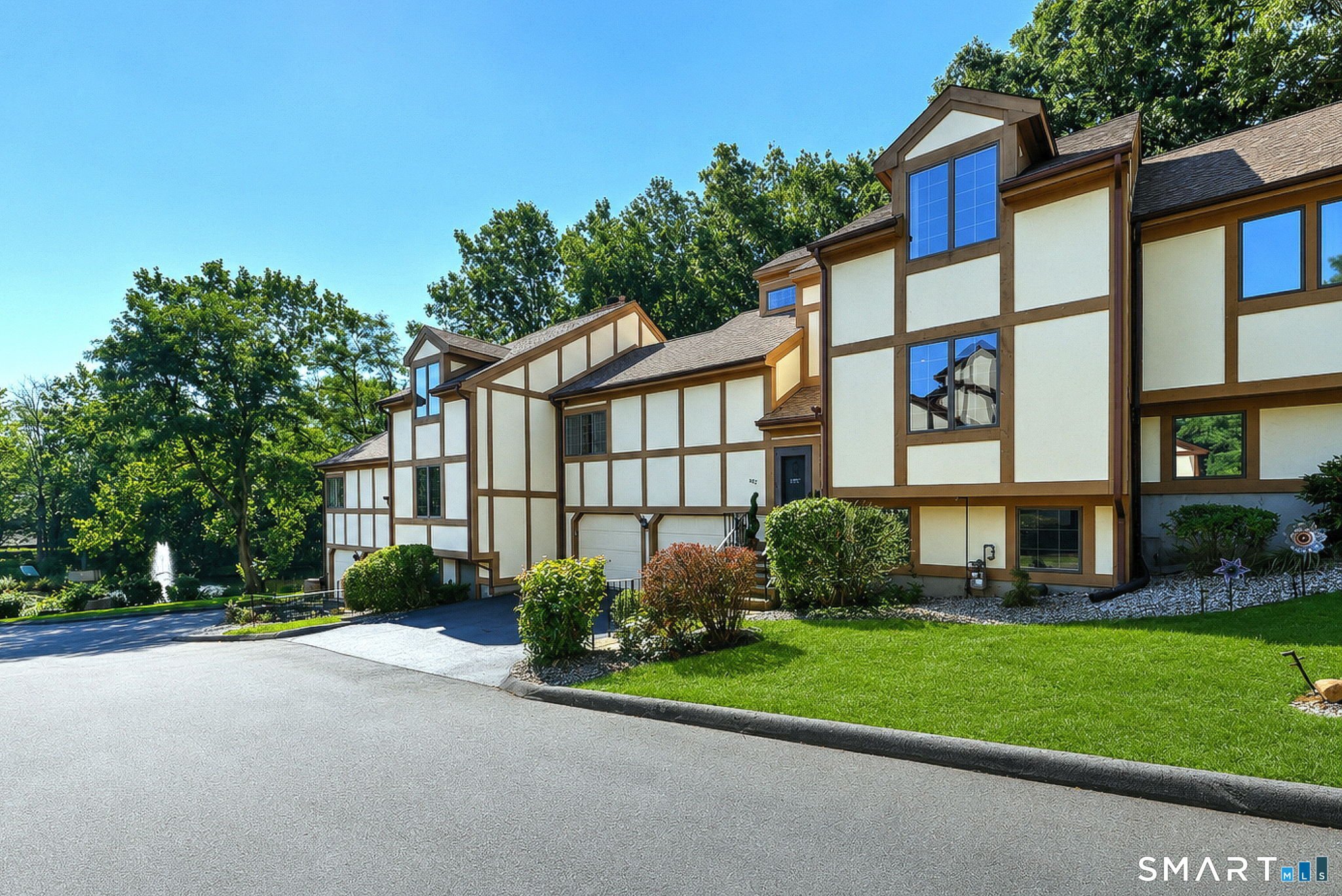 690 Forest Road 482 — photo