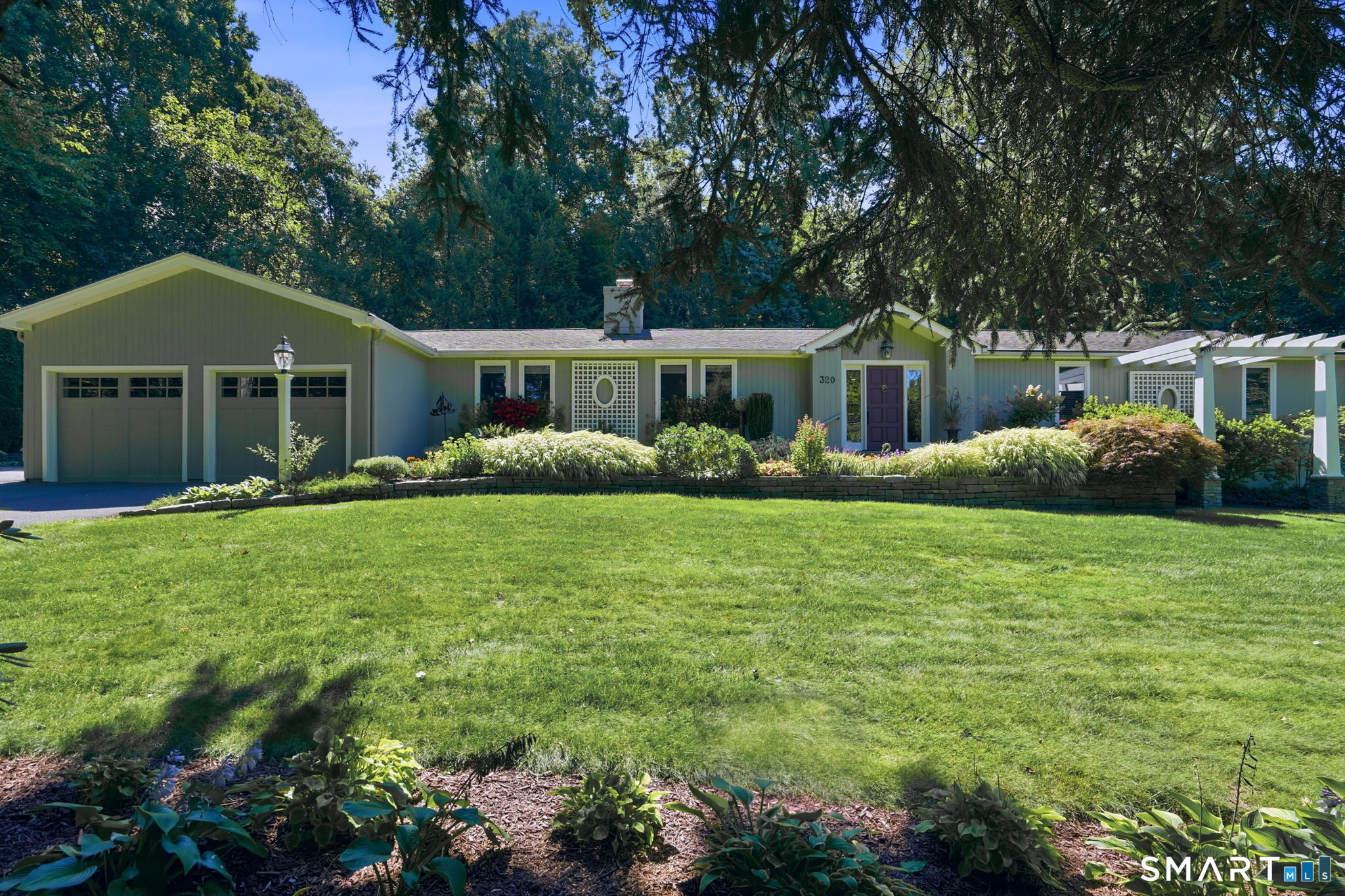 320 Overlook Road — photo