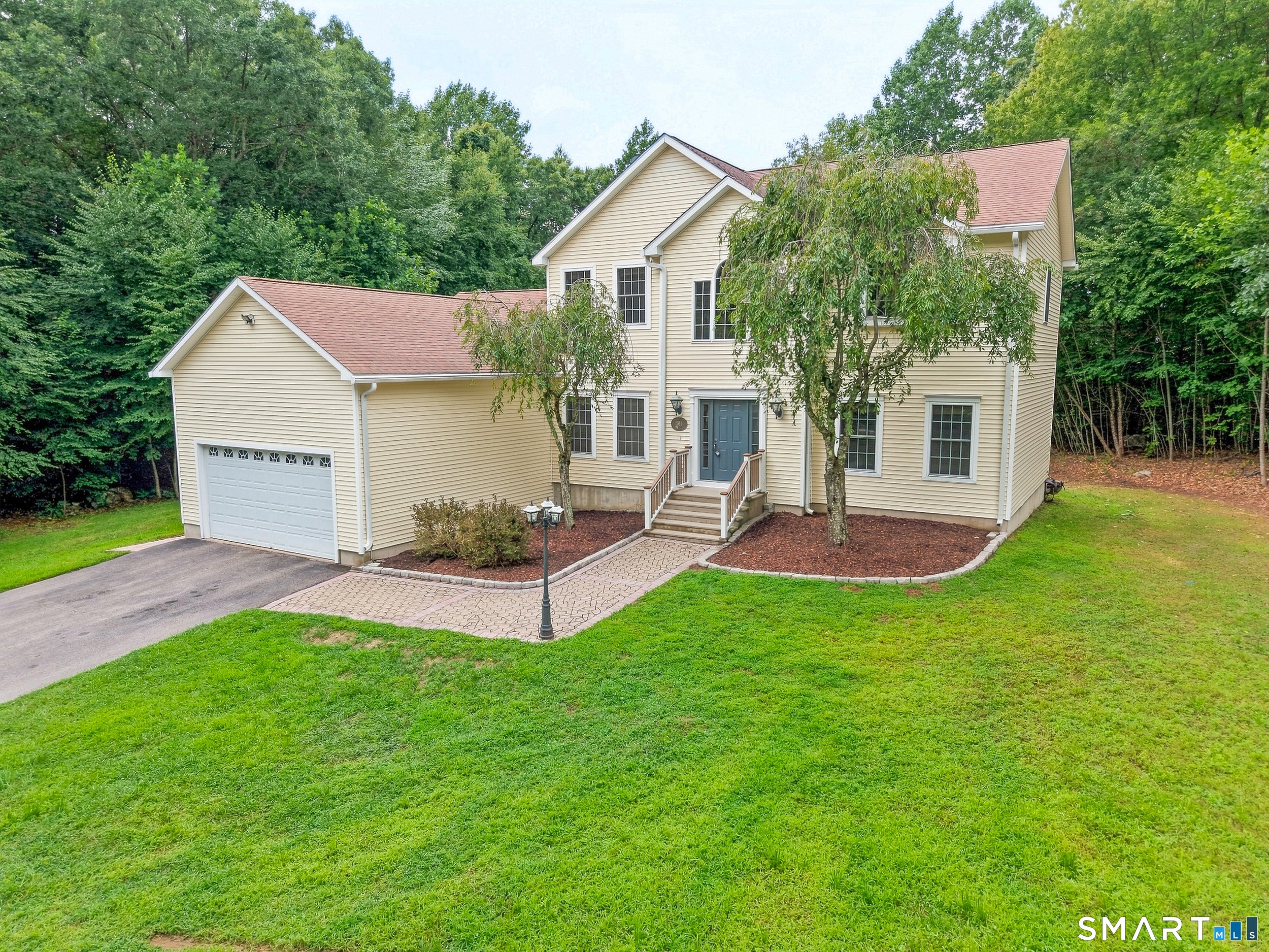 271 Forsyth Road — photo