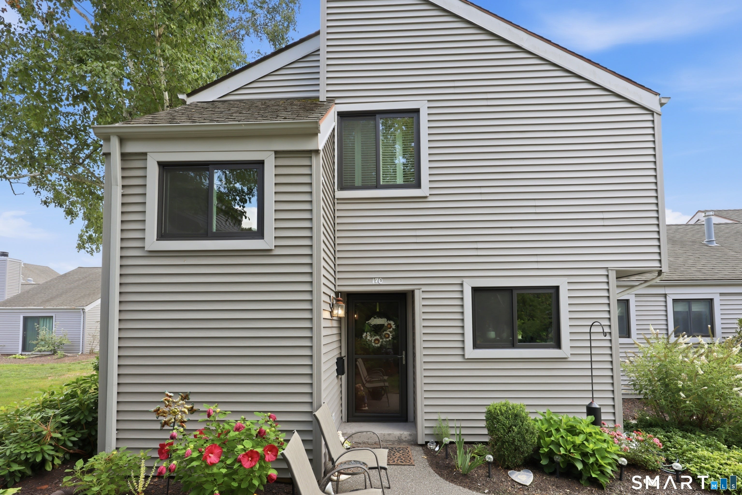 170 Hollister Way South 170 — photo