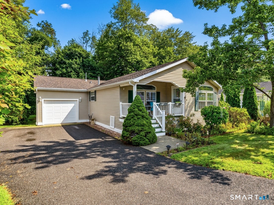 4 Cliff Road — photo