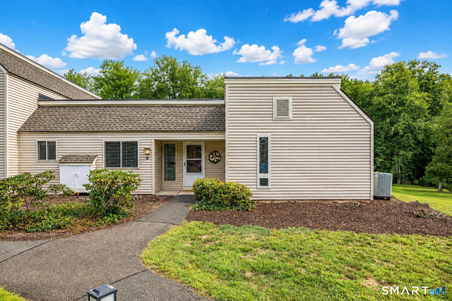 4 Carriage Drive 4 — photo