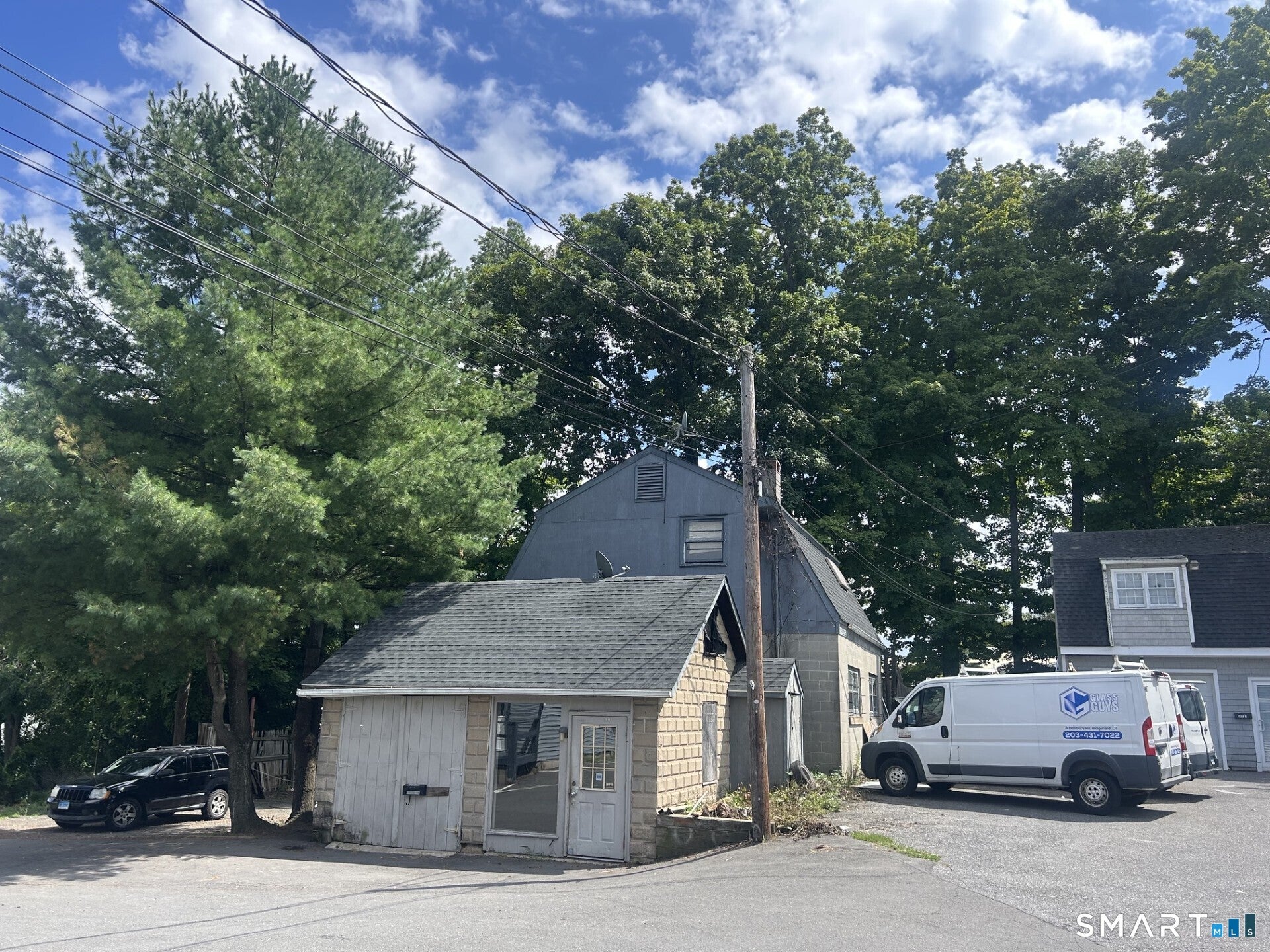12 Danbury Road — photo