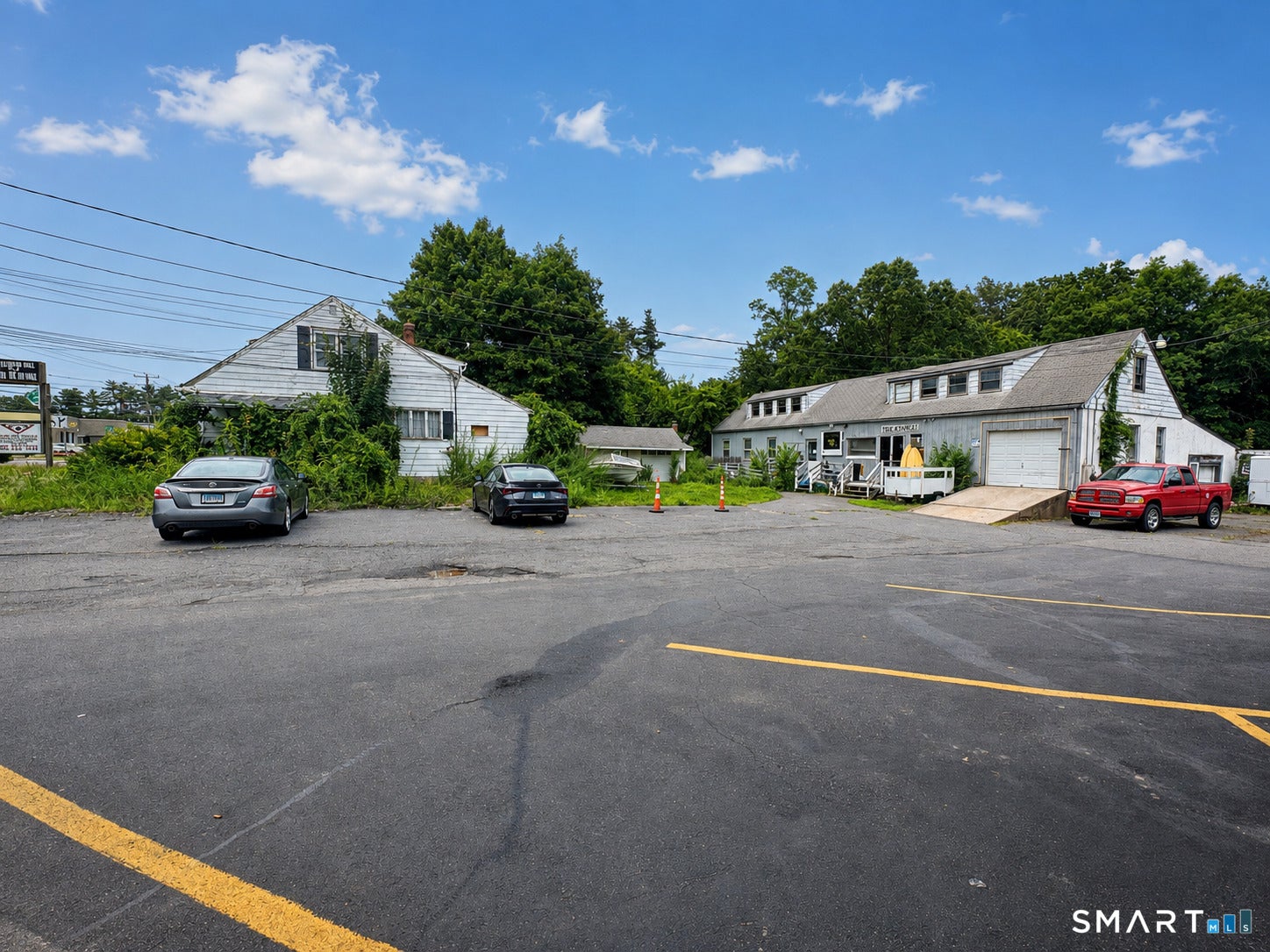 1247 Queen Street — photo