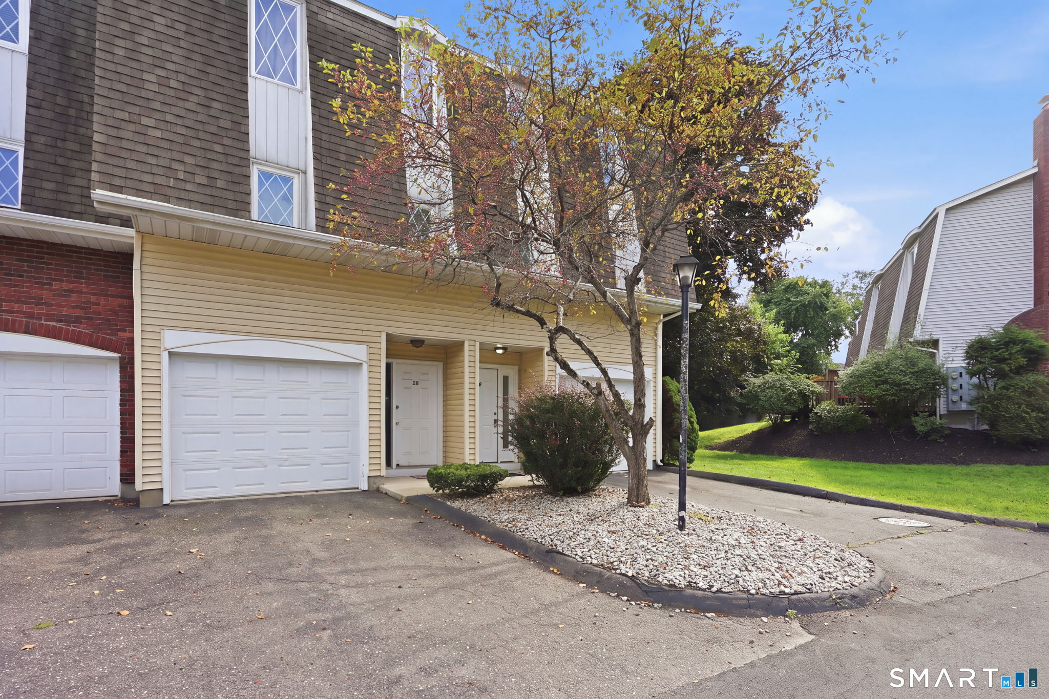 18 Northbrook Court 18 — photo