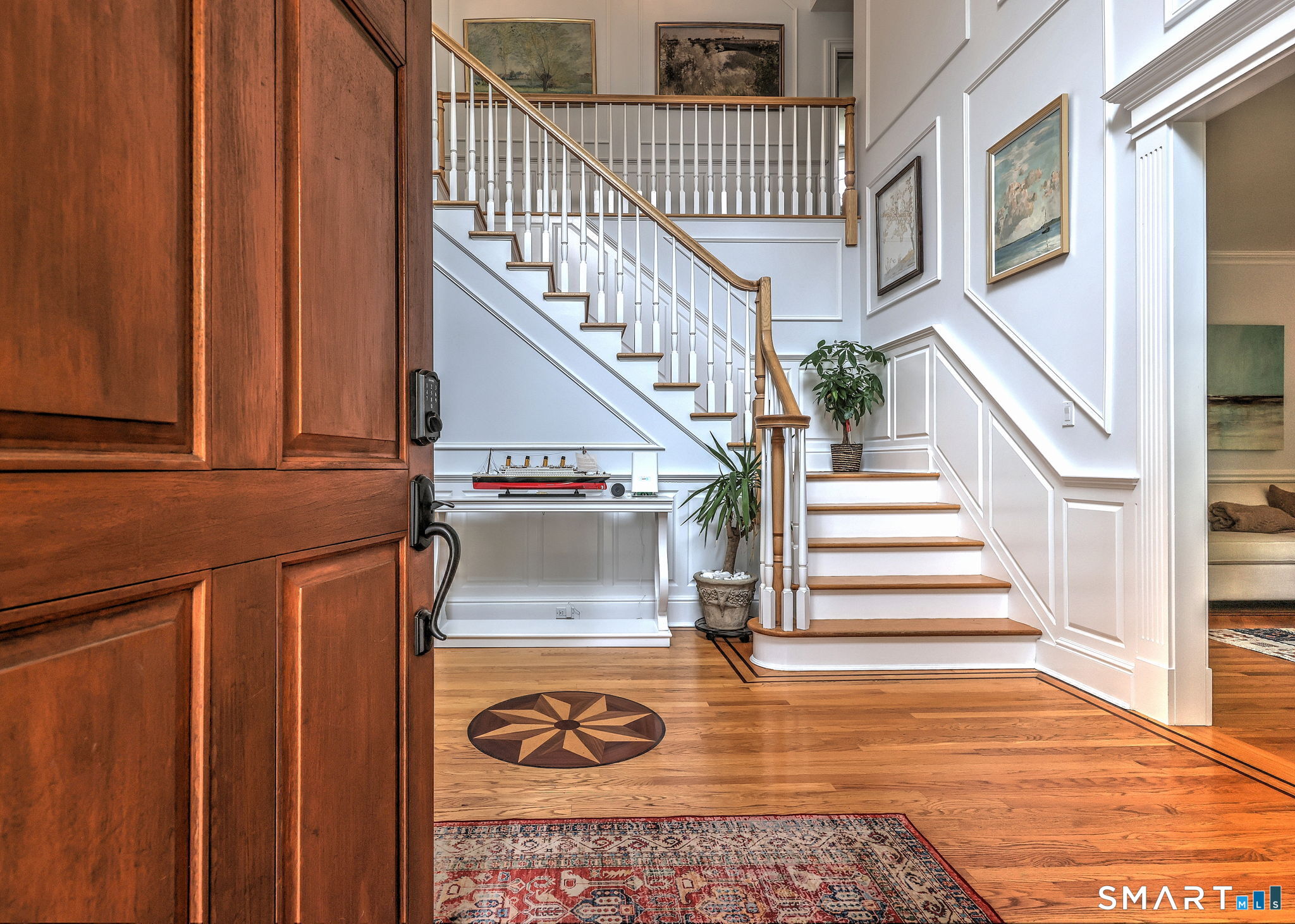 Home in Trumbull, CT 06611 — photo 3