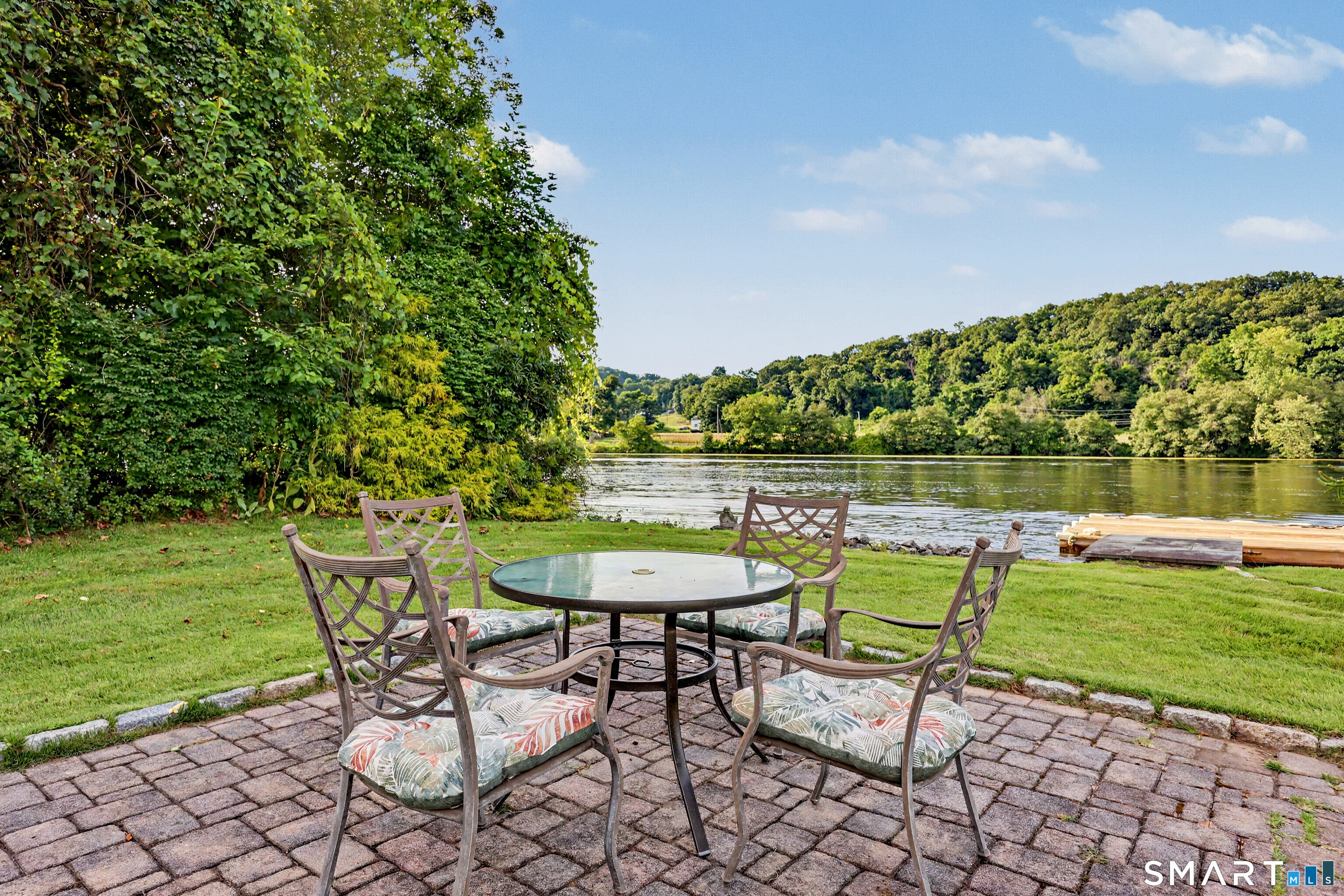 60 Housatonic Drive — photo