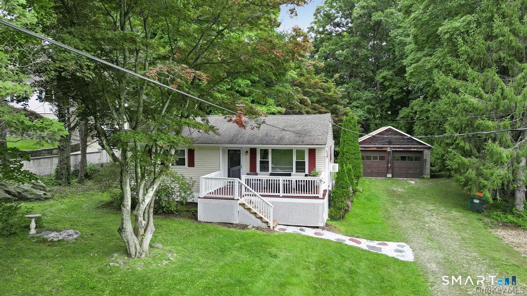 Home in Putnam Valley, NY 10579 — photo 2