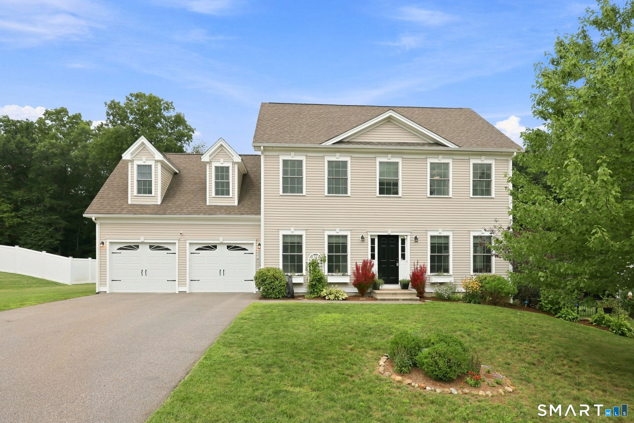 6 Tall Wood Drive — photo
