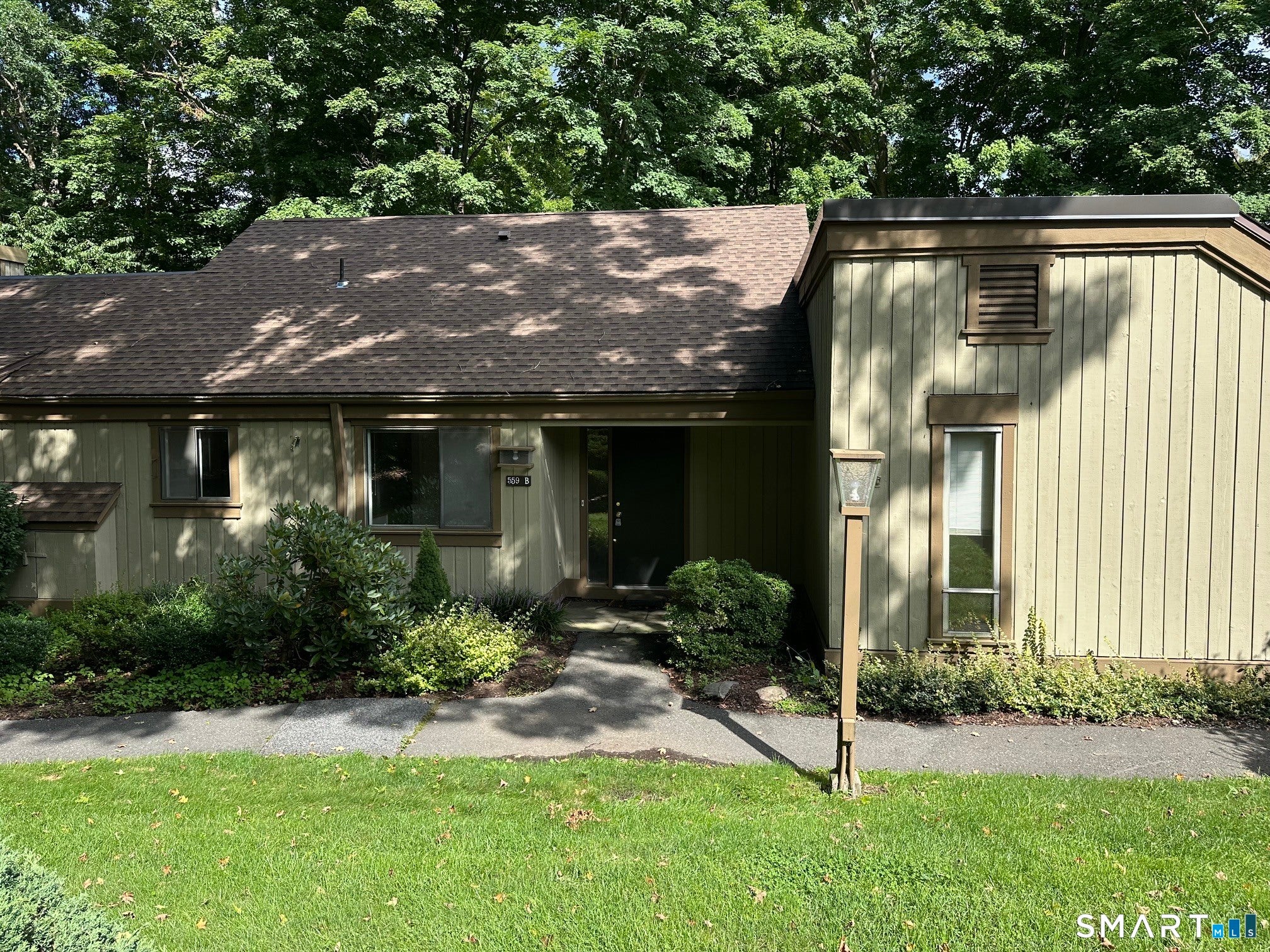 559 Heritage Village B — photo