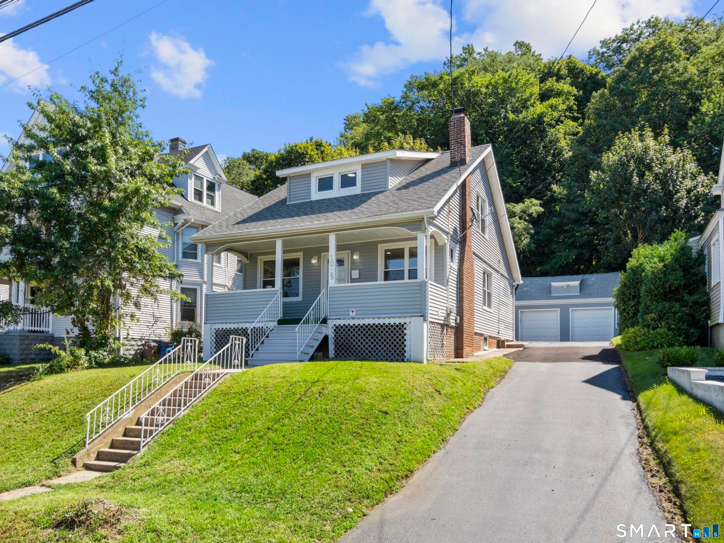 1025 Townsend Avenue — photo