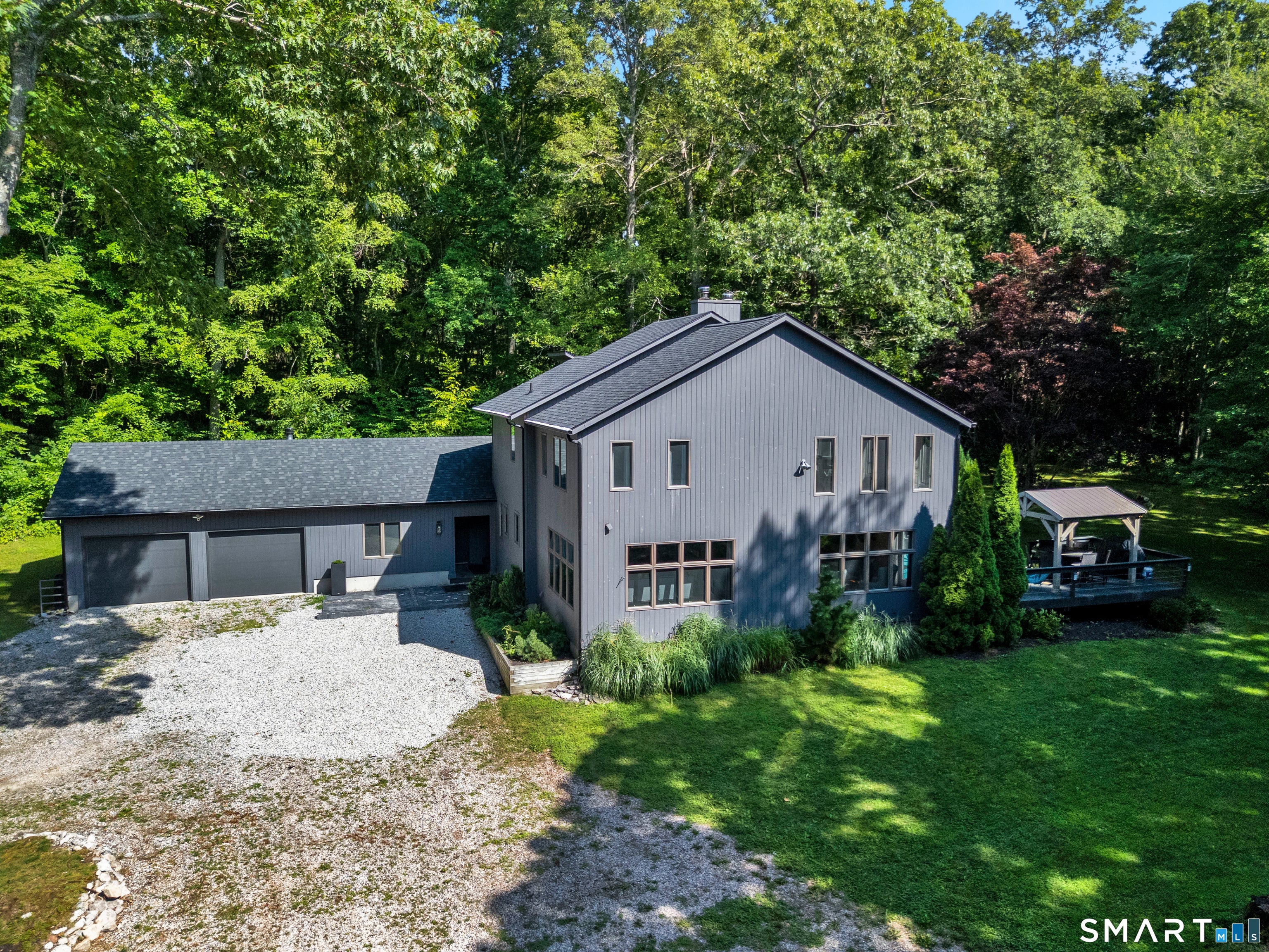 23 Carriage Drive — photo