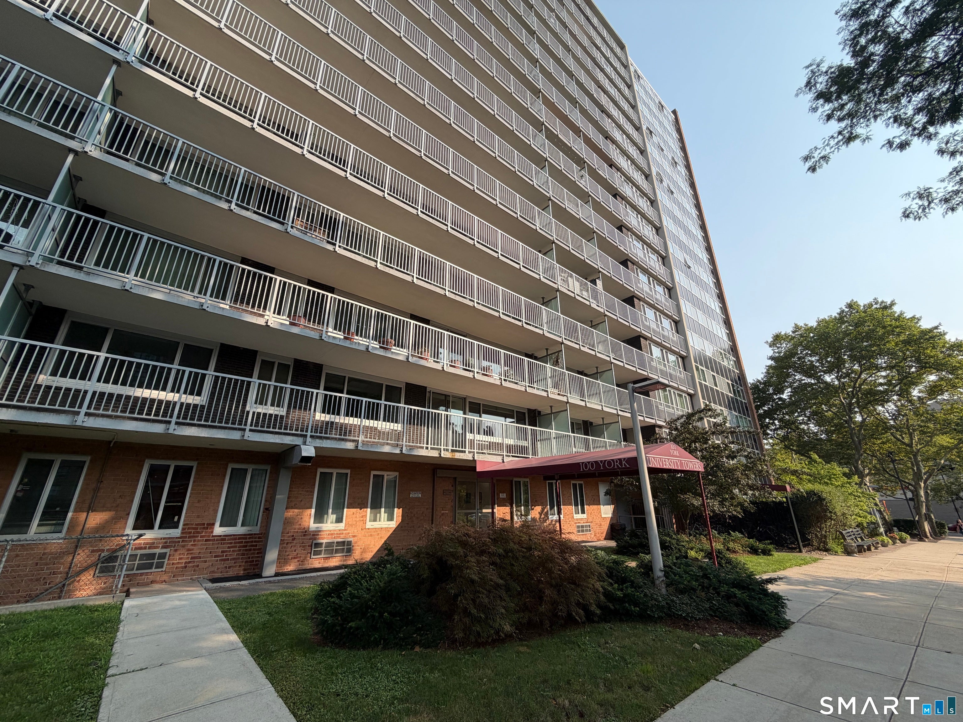 100 York Street 8P — photo