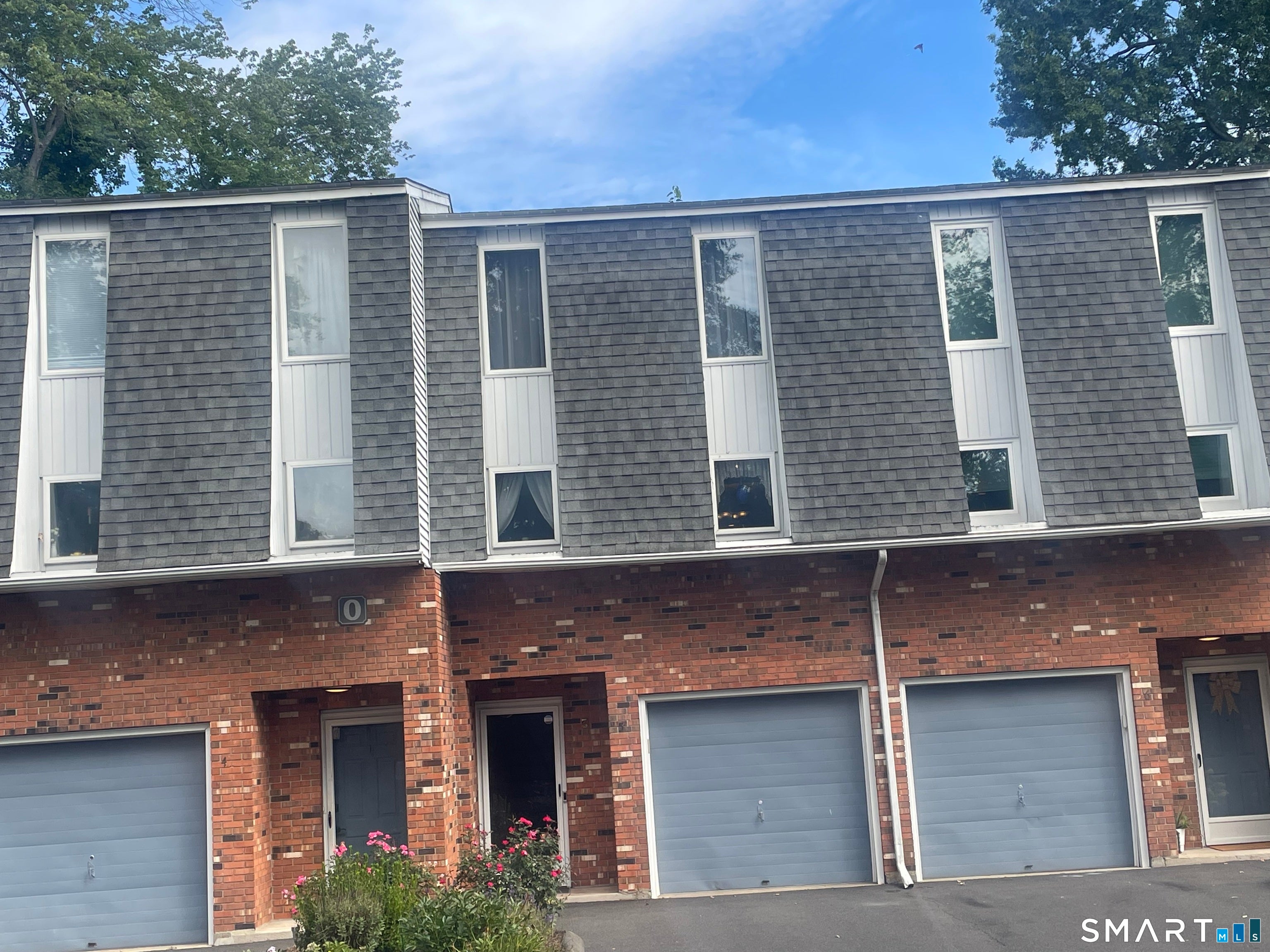 410 Farmington Avenue O5 — photo