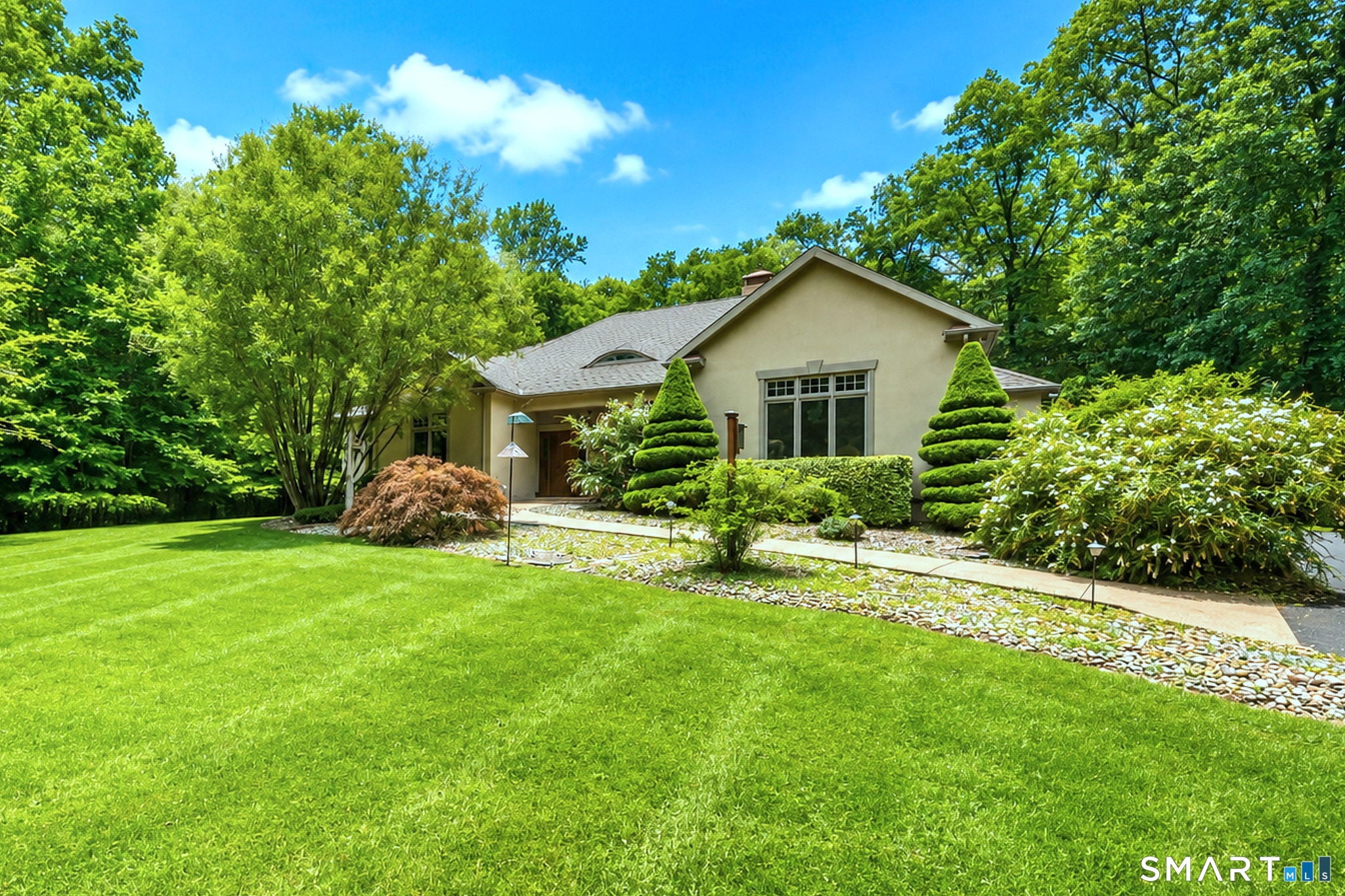 Home in Killingworth, CT 06419 — photo 2