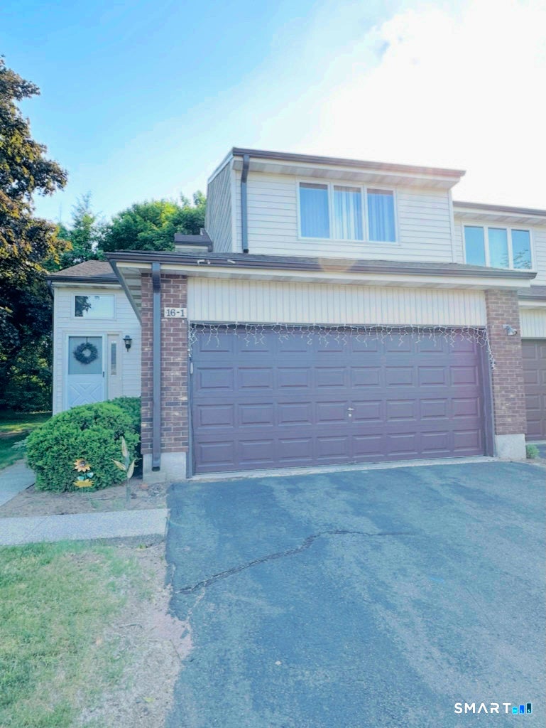16 Arthur Drive 1 — photo