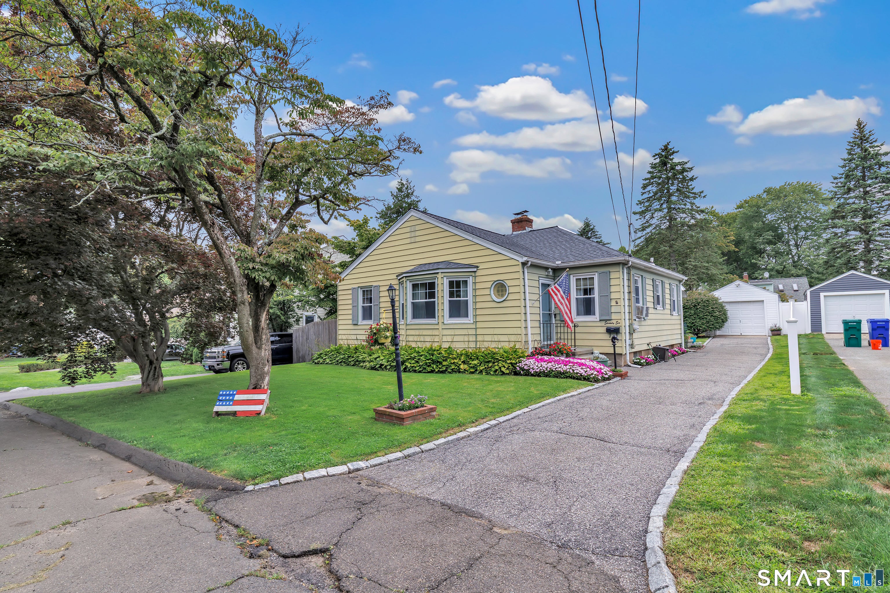 76 Newton Street — photo