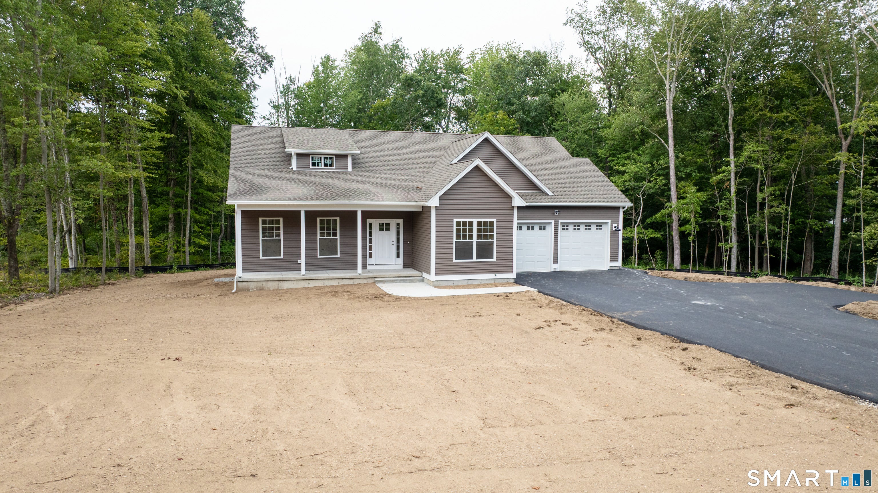 18 Spring Hill Lane — photo