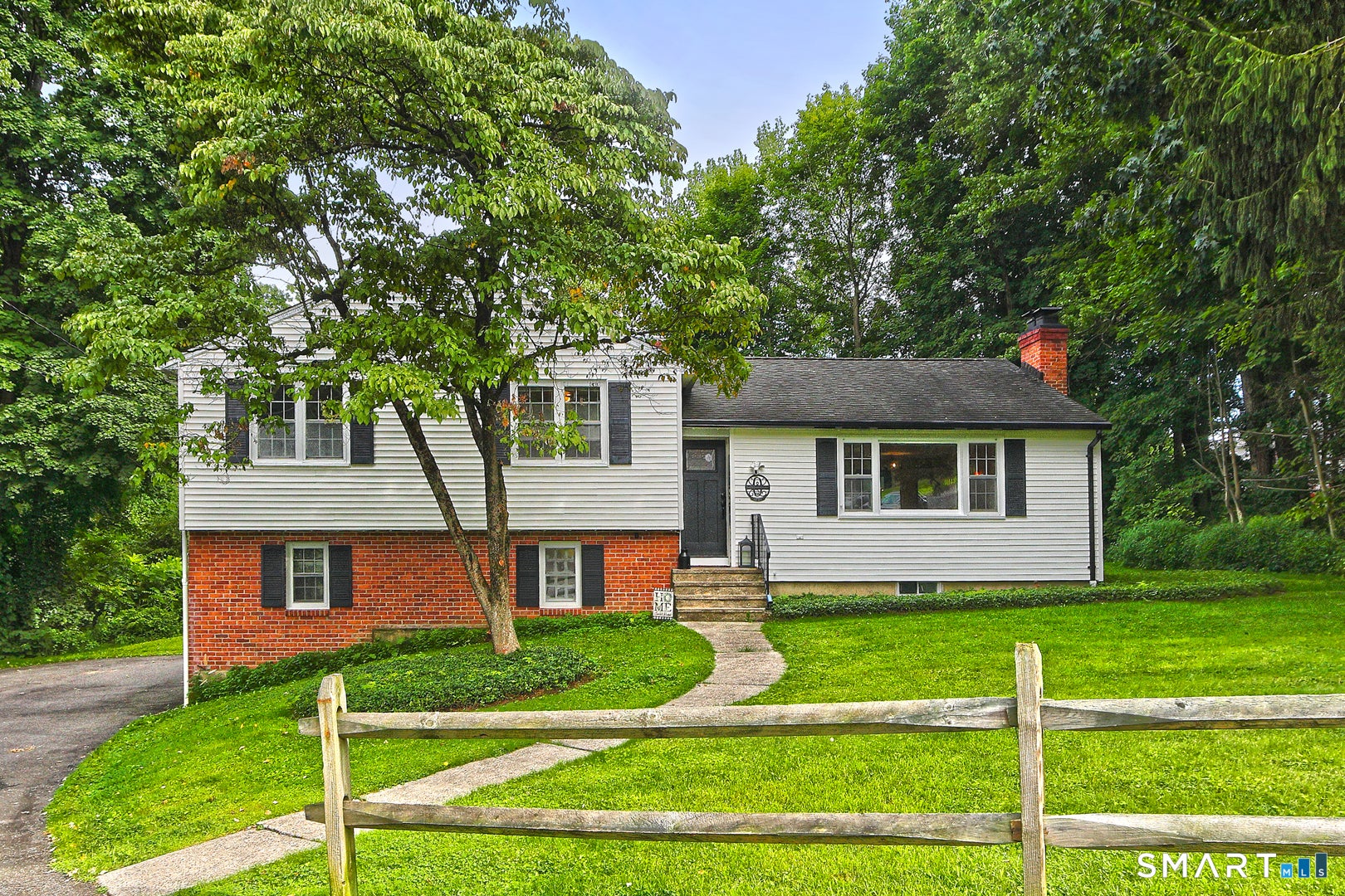 2 Chestnut Circle — photo