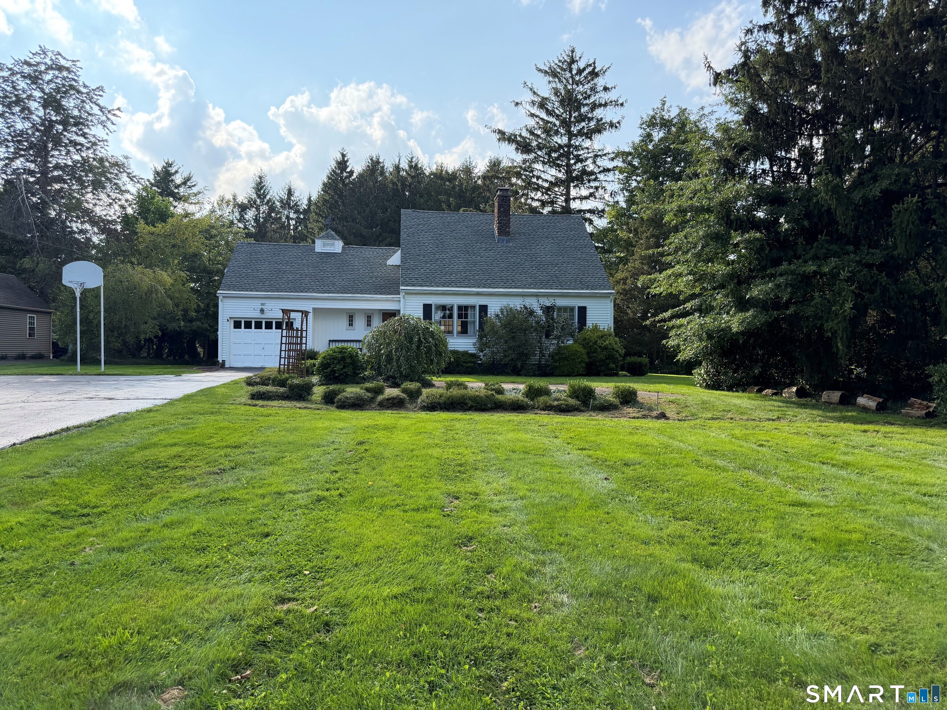 989 North Farms Road — photo